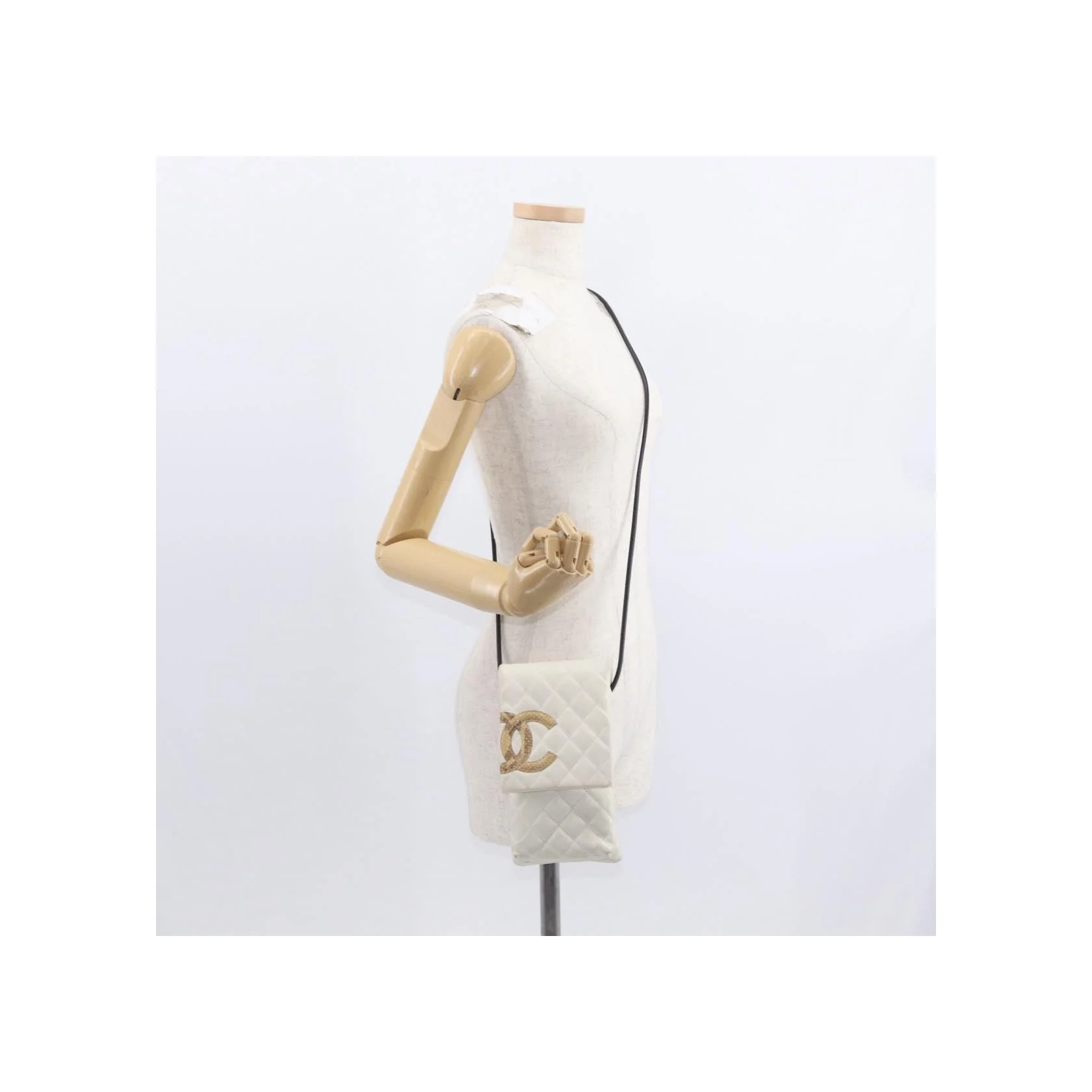 Sac Porté Croisé À Rabat Chanel Cambon - White - Image 13