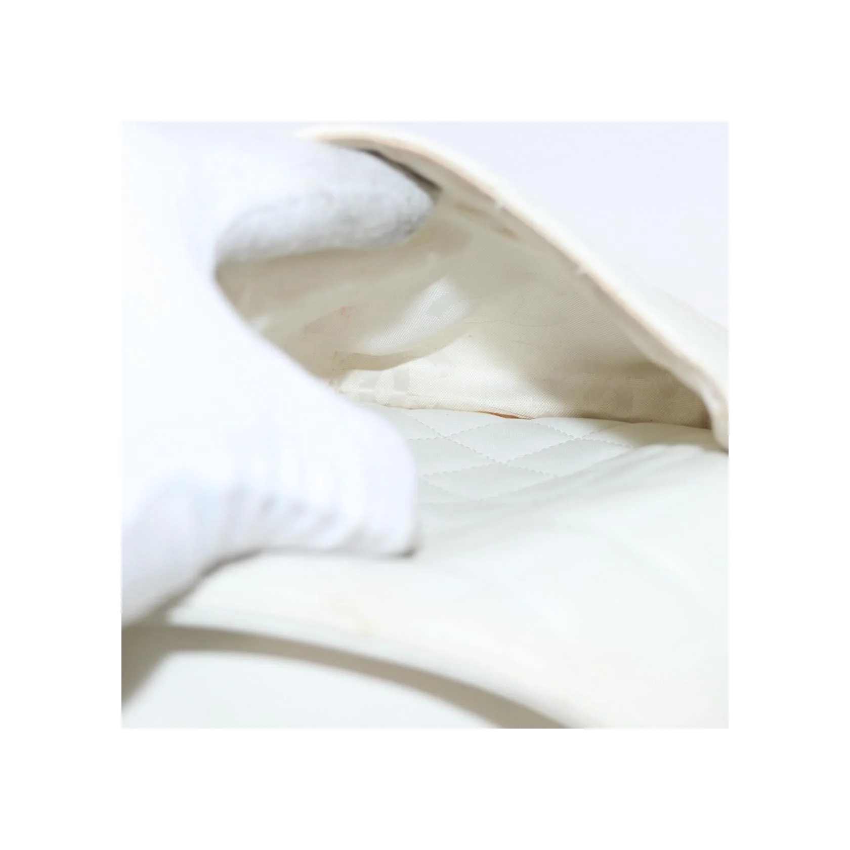 Sac Porté Croisé À Rabat Chanel Cambon - White - Image 21
