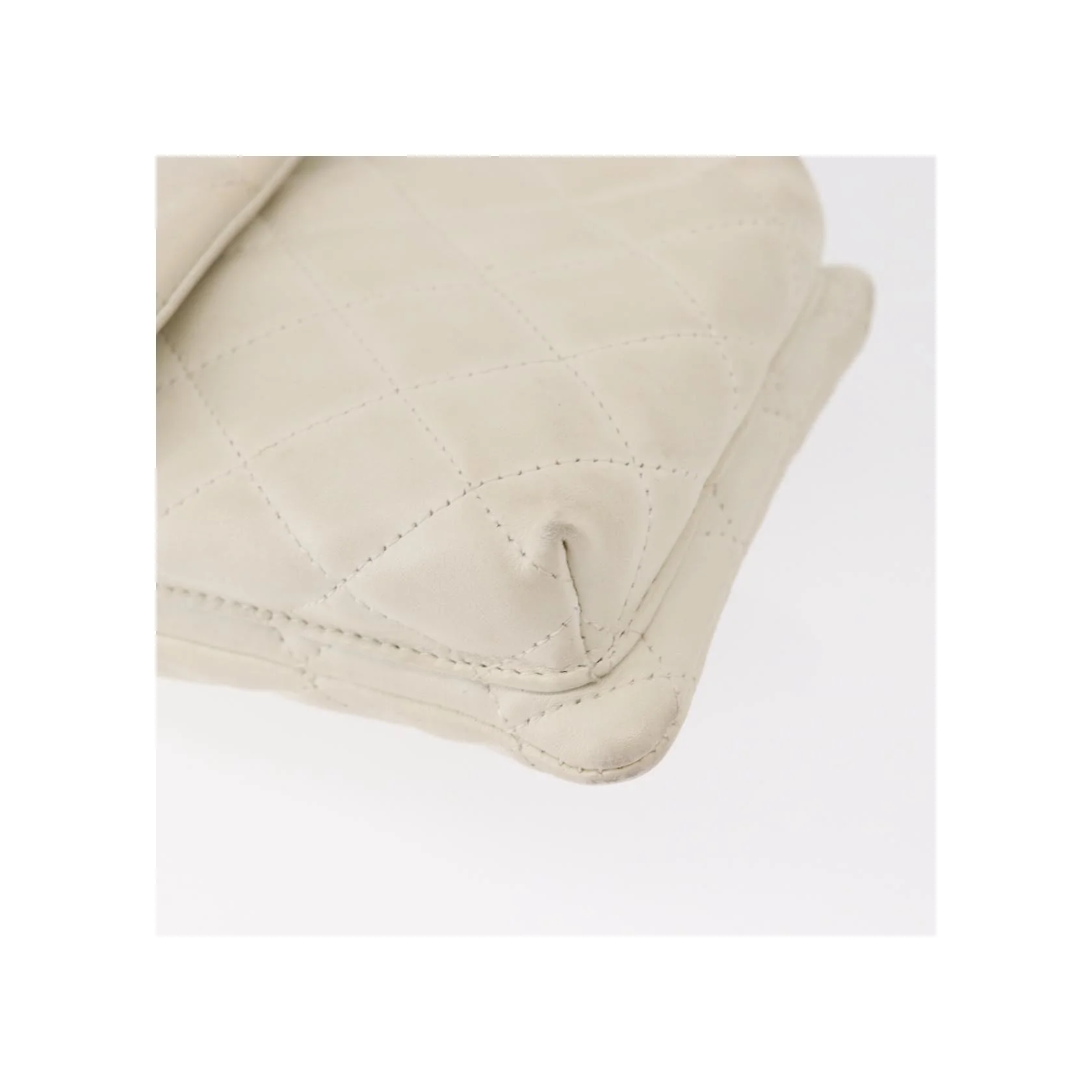 Sac Porté Croisé À Rabat Chanel Cambon - White - Image 9