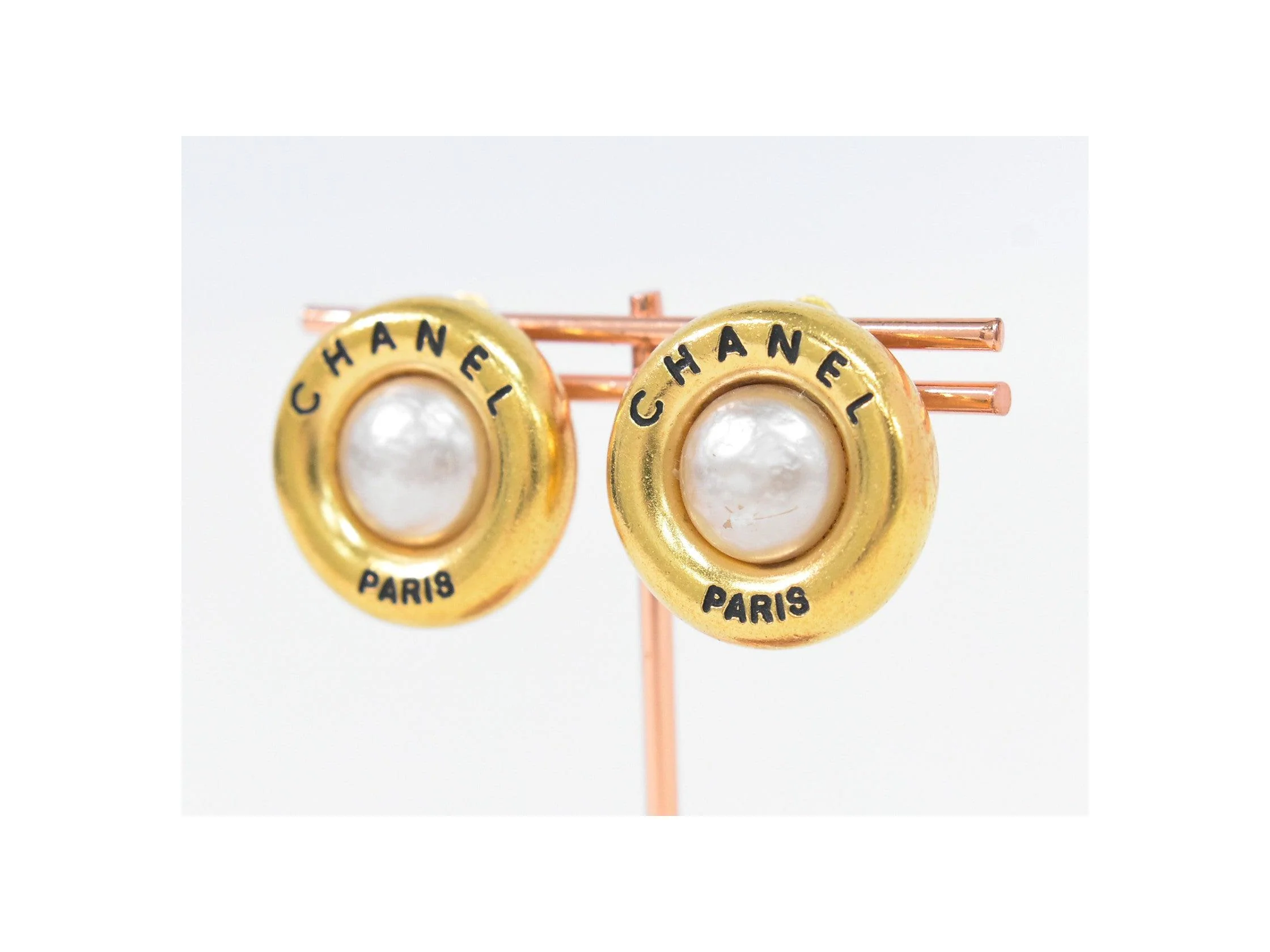 Boucles D'Oreilles Créoles Clip Chanel Cc - Gold - Image 8