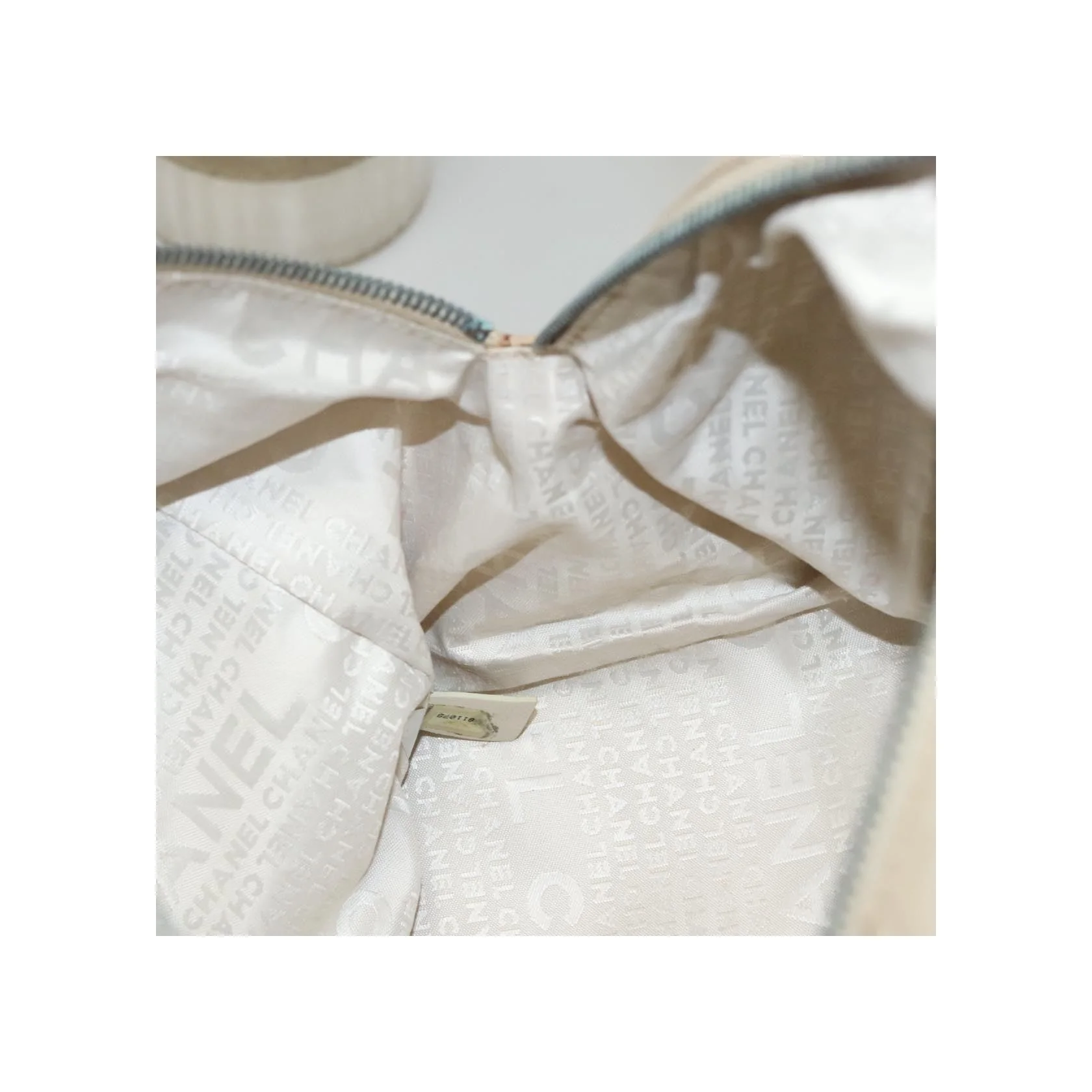 Sac Bowler Chanel Chocolate Bar Cc - Beige - Image 22