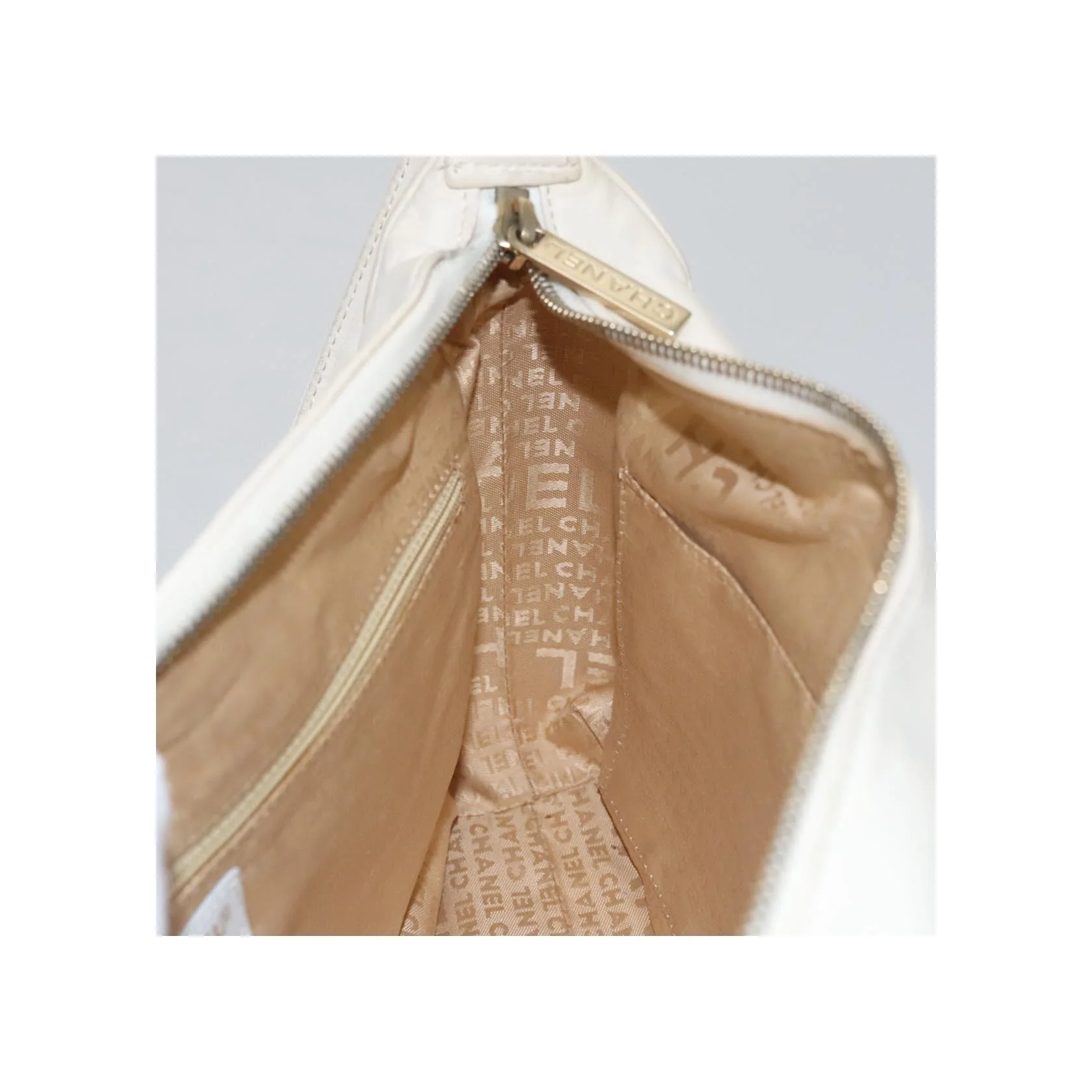 Sac À Bandoulière Chanel Chocolate Bar Cc - White - Image 20