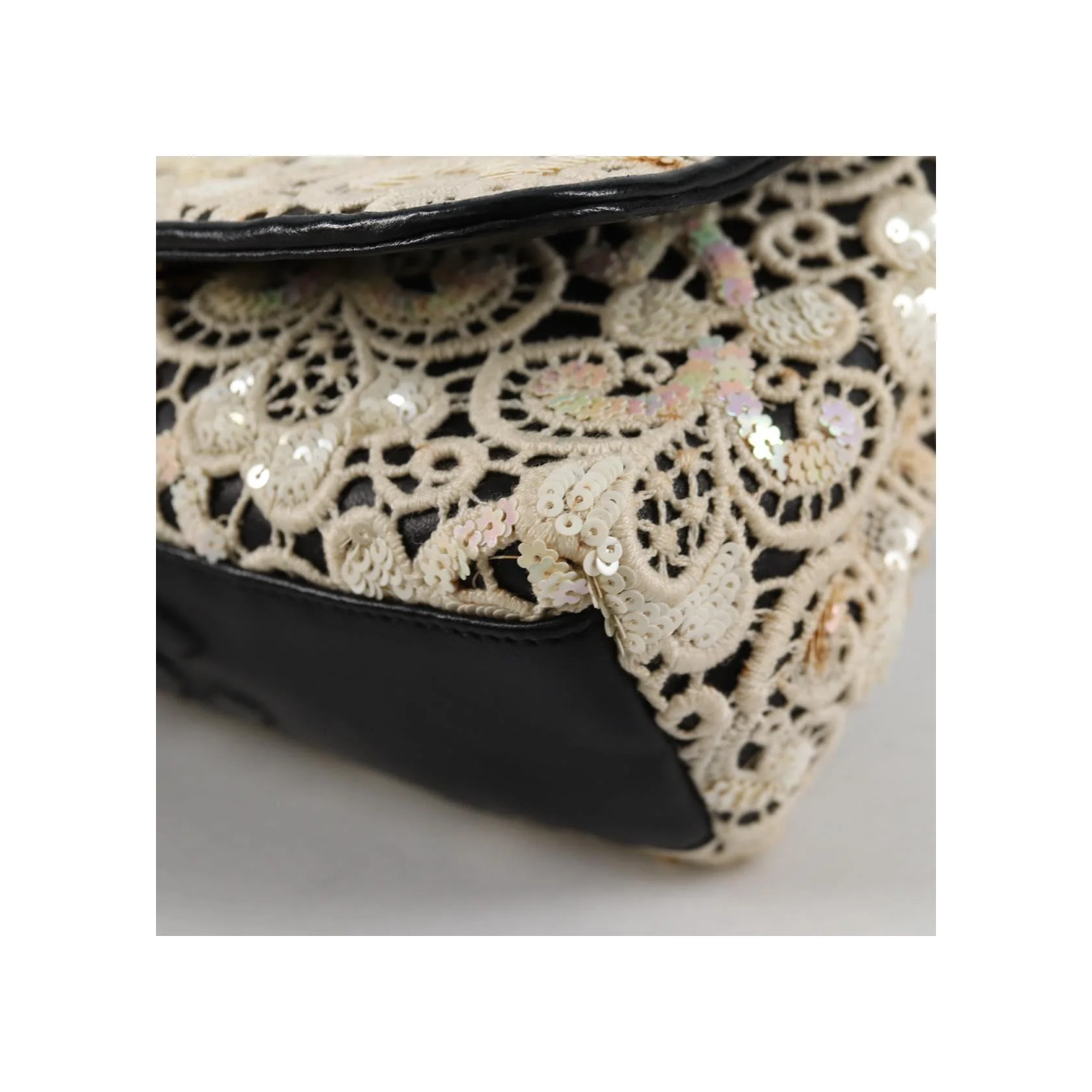 Sac À Rabat Floral Chanel Cc - White - Image 17