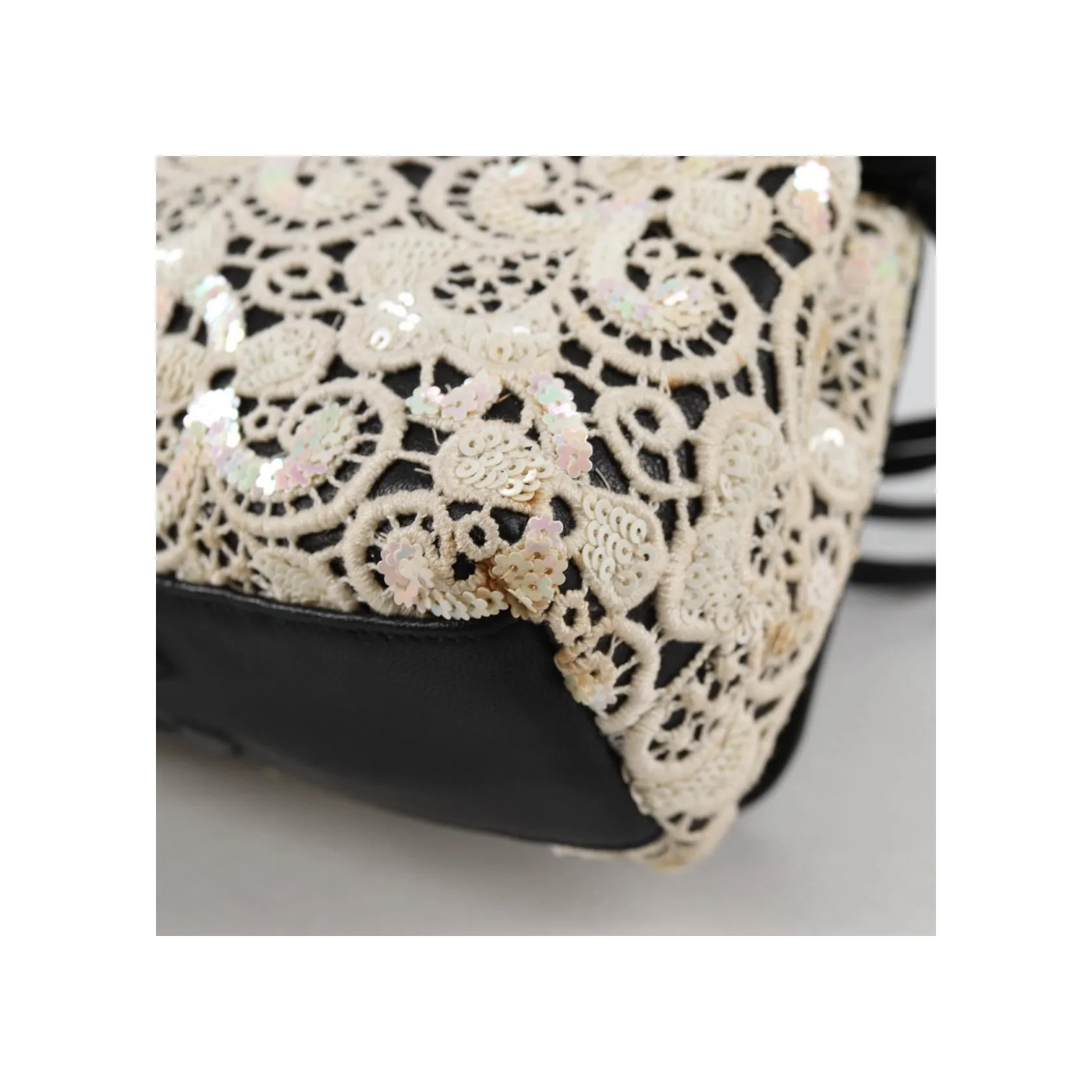 Sac À Rabat Floral Chanel Cc - White - Image 9