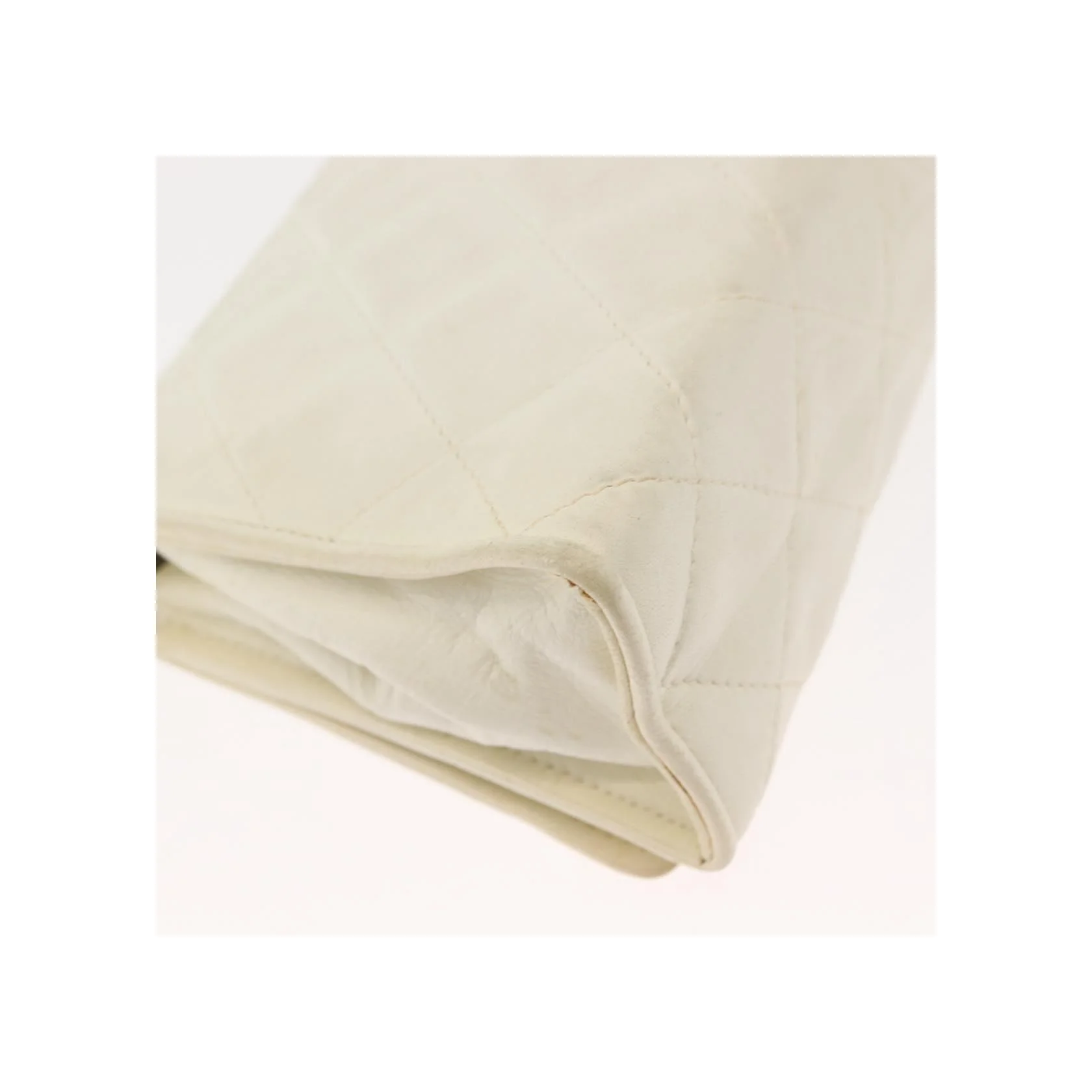 Grand Portefeuille À Rabat Chaîne Chanel - White - Image 11