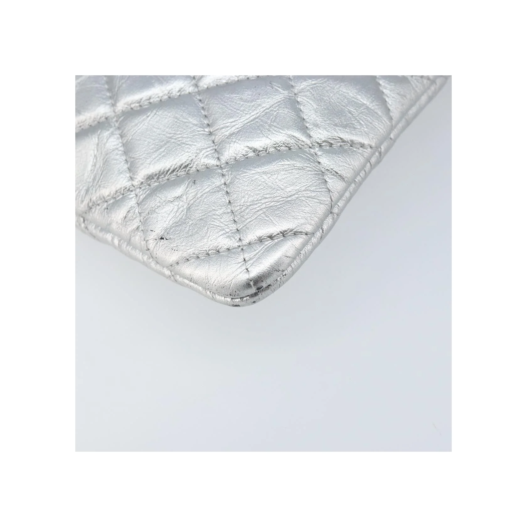 Pochette Chanel O Case - Silver - Image 15