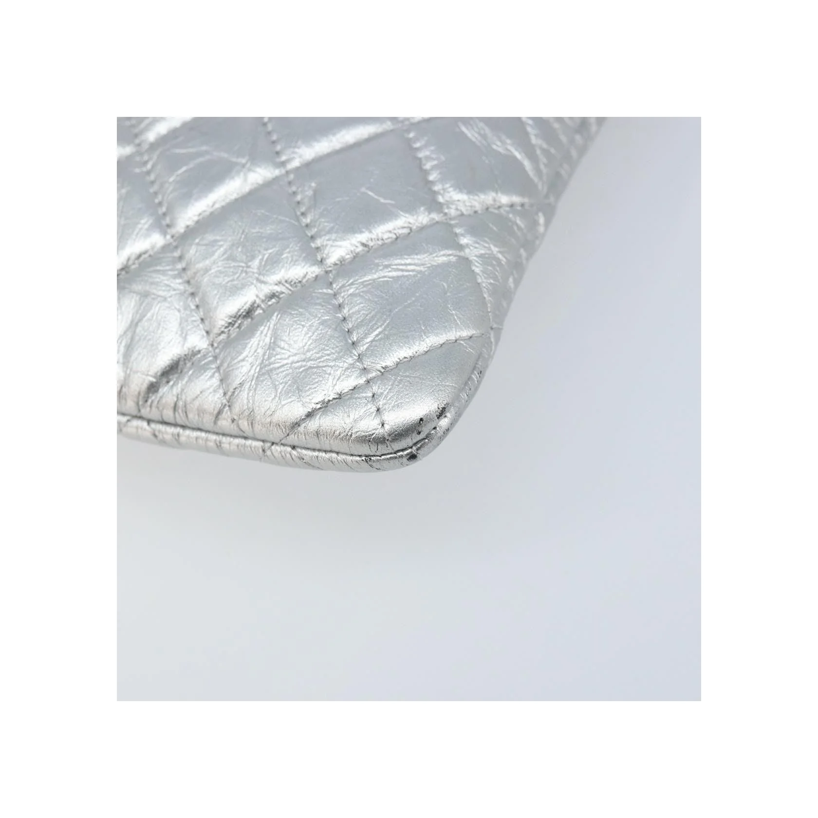 Pochette Chanel O Case - Silver - Image 8