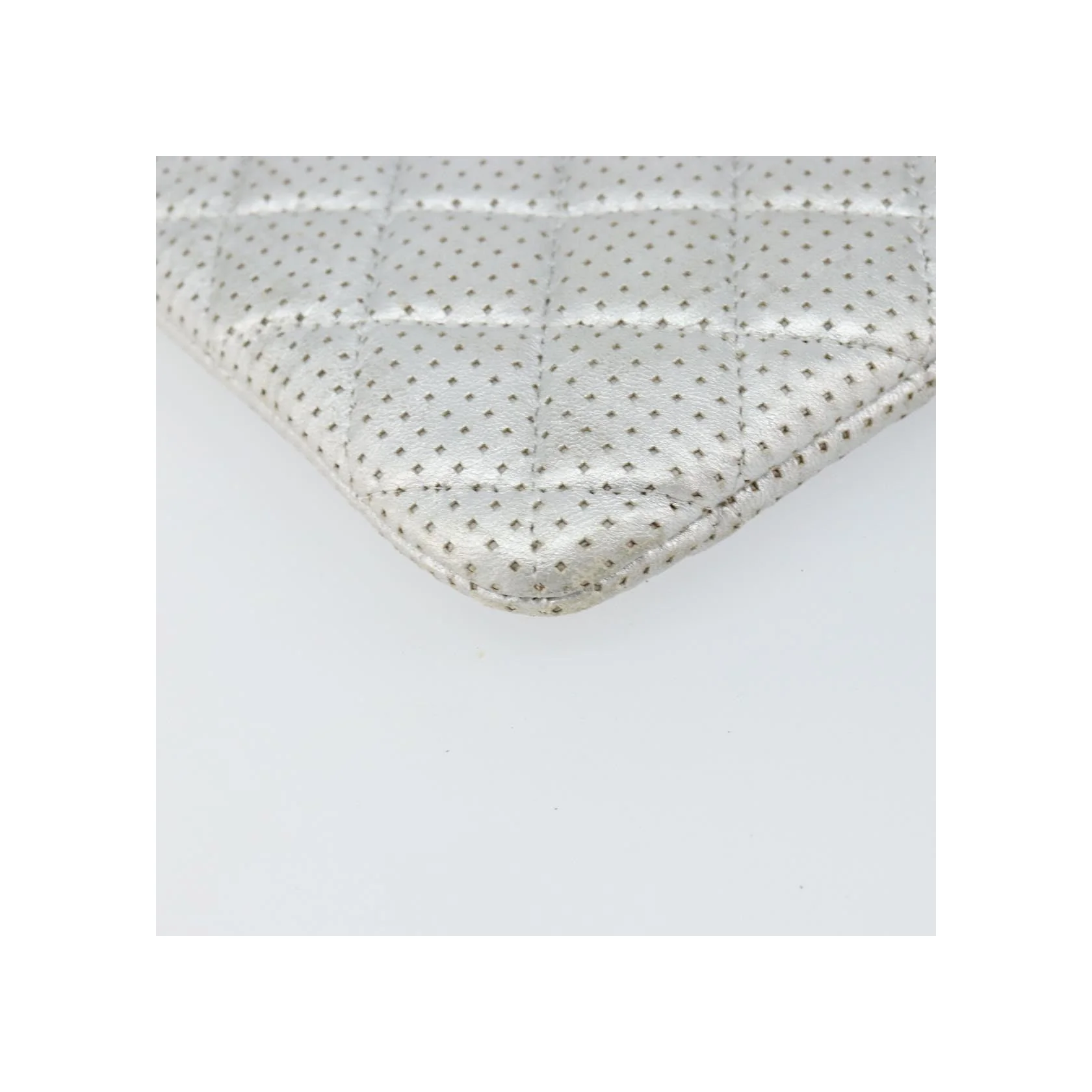 Pochette Chanel O Case - Silver - Image 8