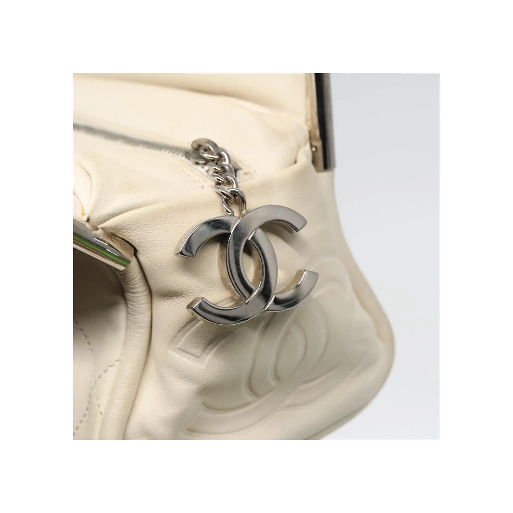 Sac À Armature Chanel Ultimate Soft - White - Image 18