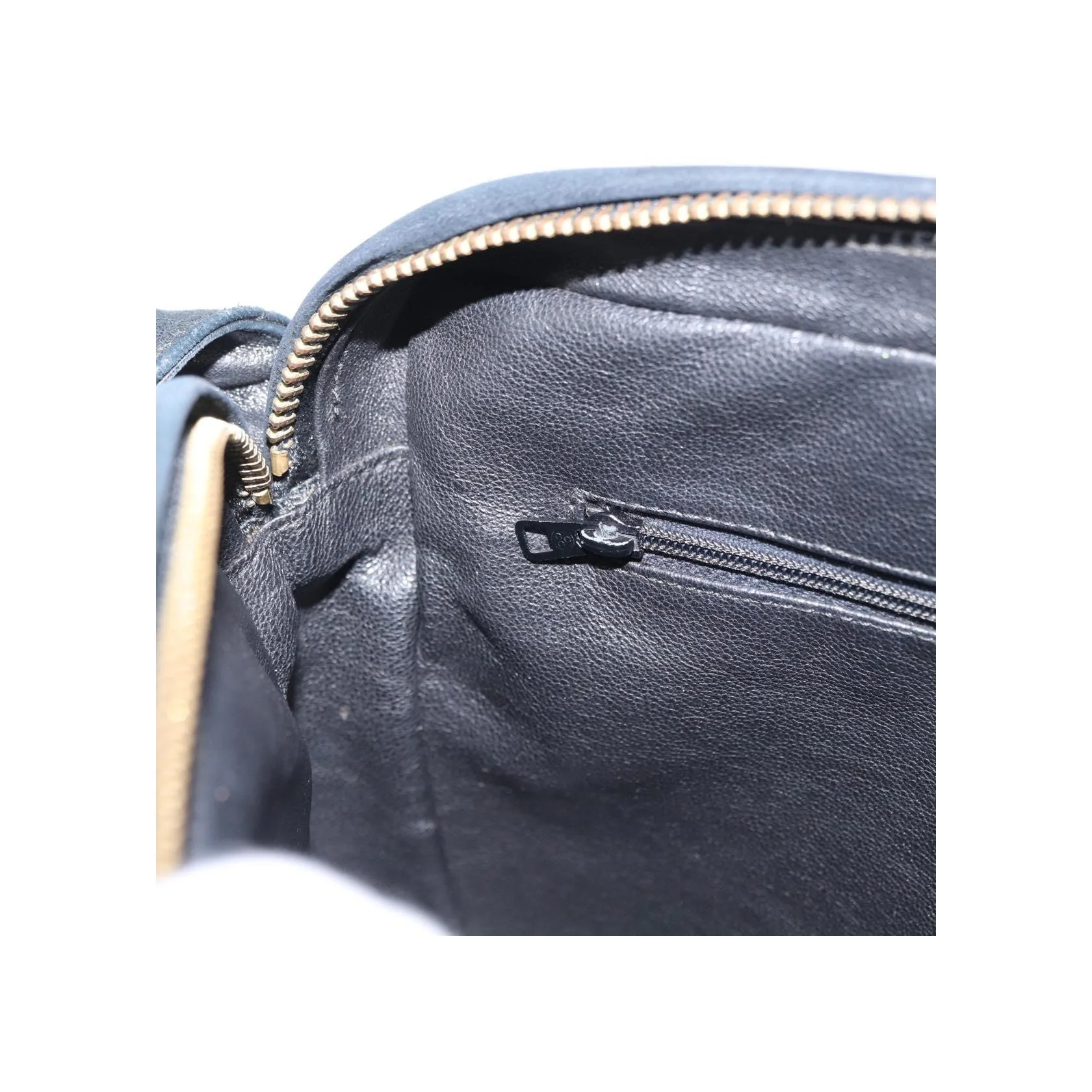 Sac Caméra À Poche Avant Chanel Vintage - Black - Image 19