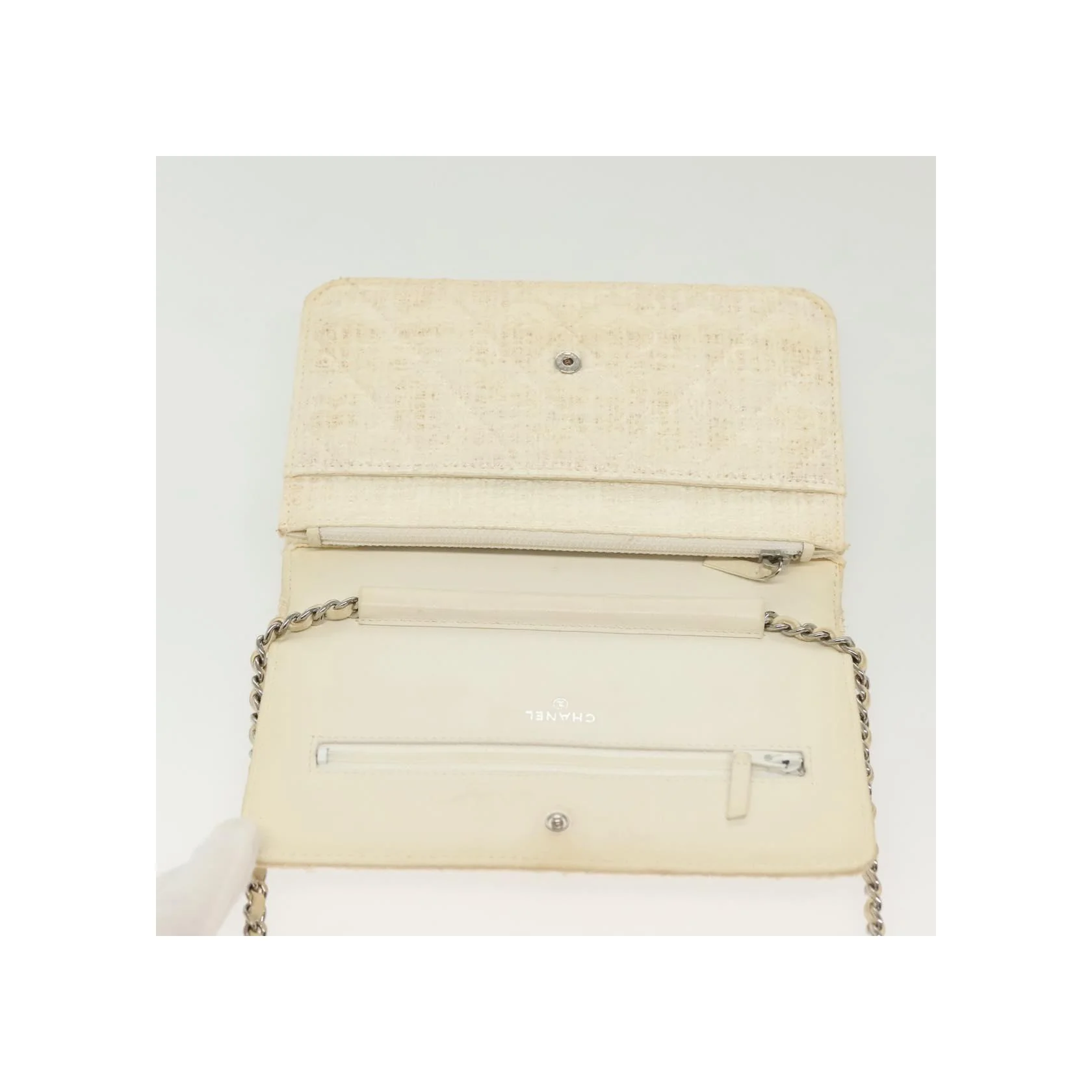 Portefeuille À Chaîne Chanel - White - Image 17