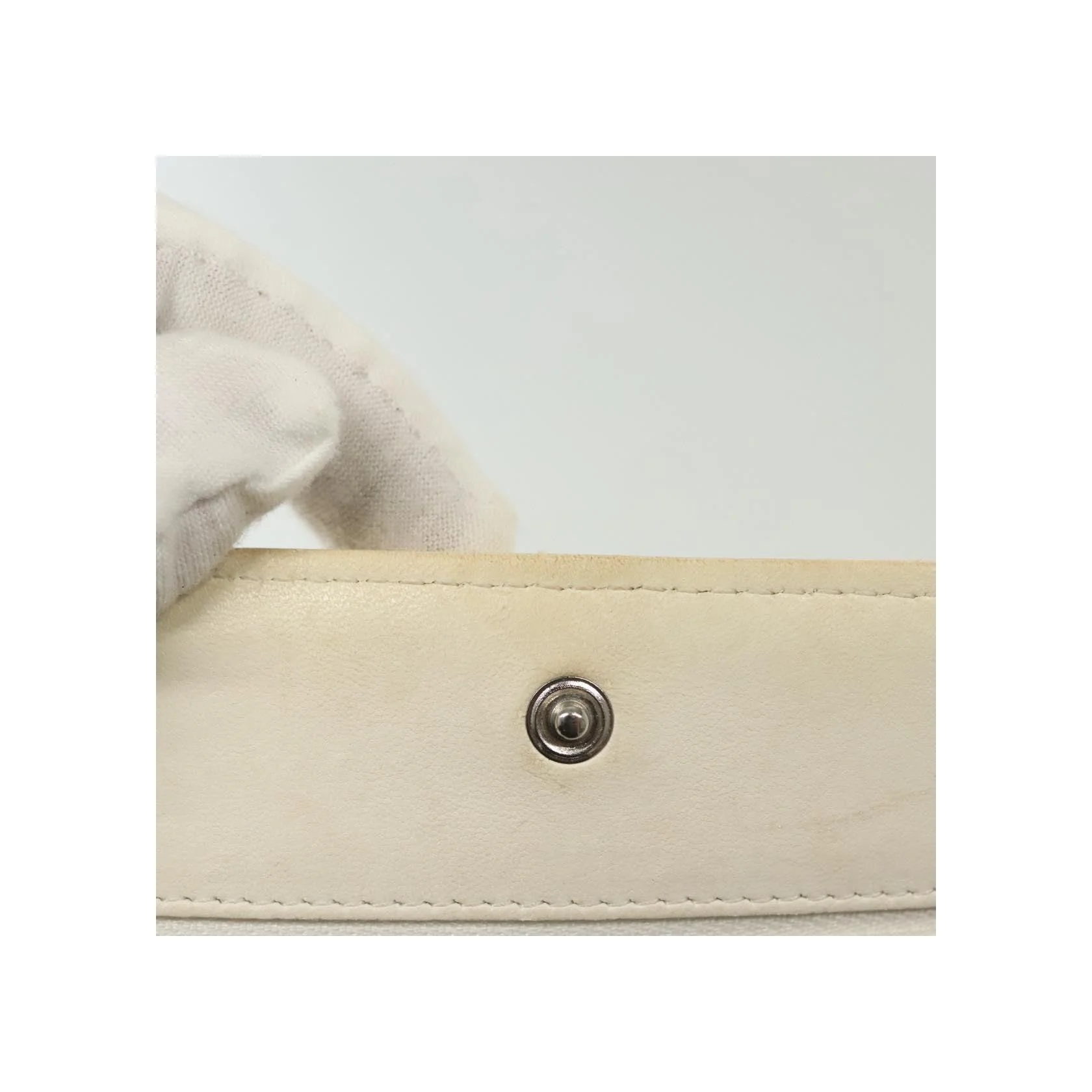 Portefeuille À Chaîne Chanel - White - Image 19