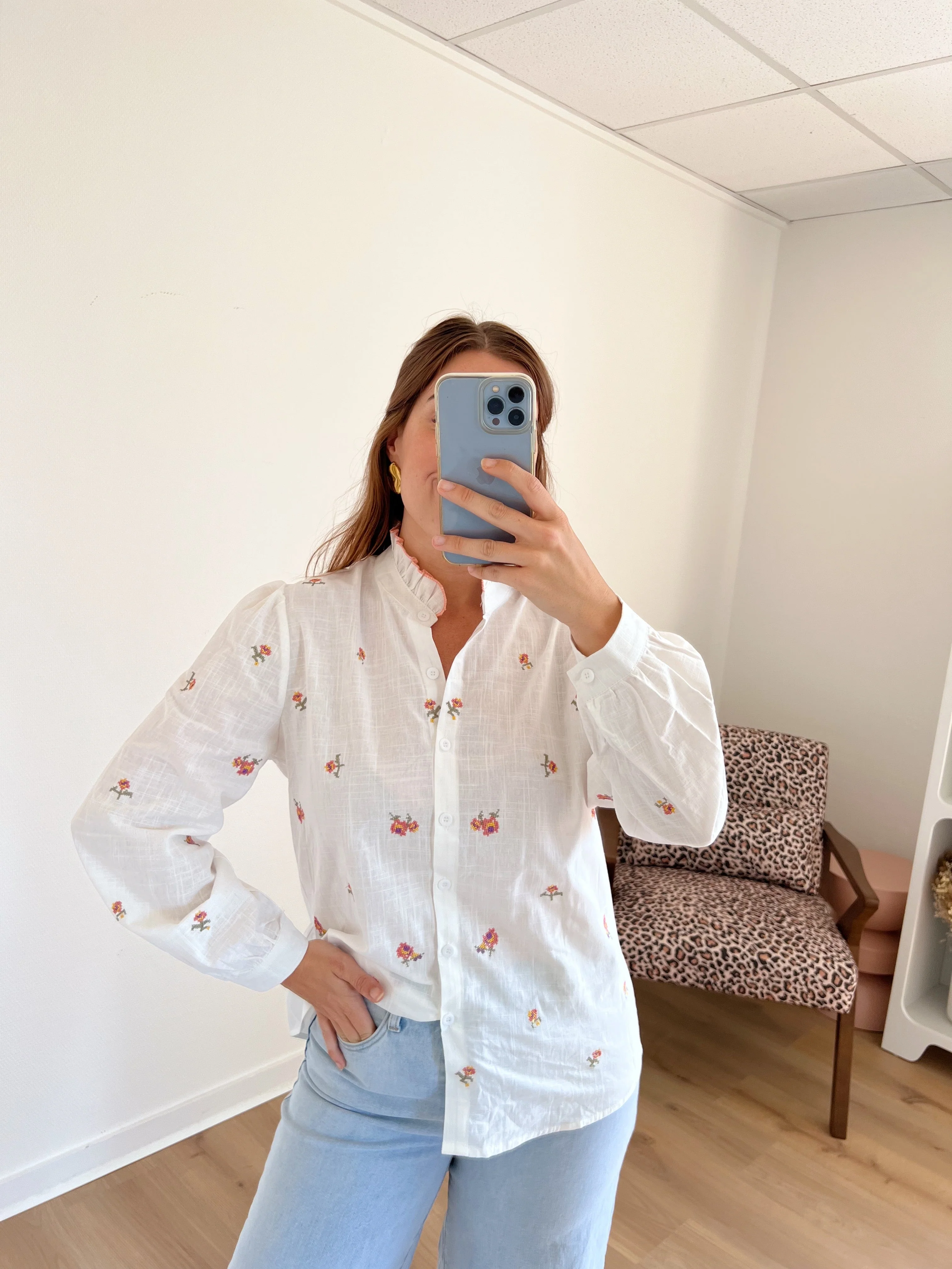 Chemise Écrue À Fleurs Brodée Esmée - Image 2