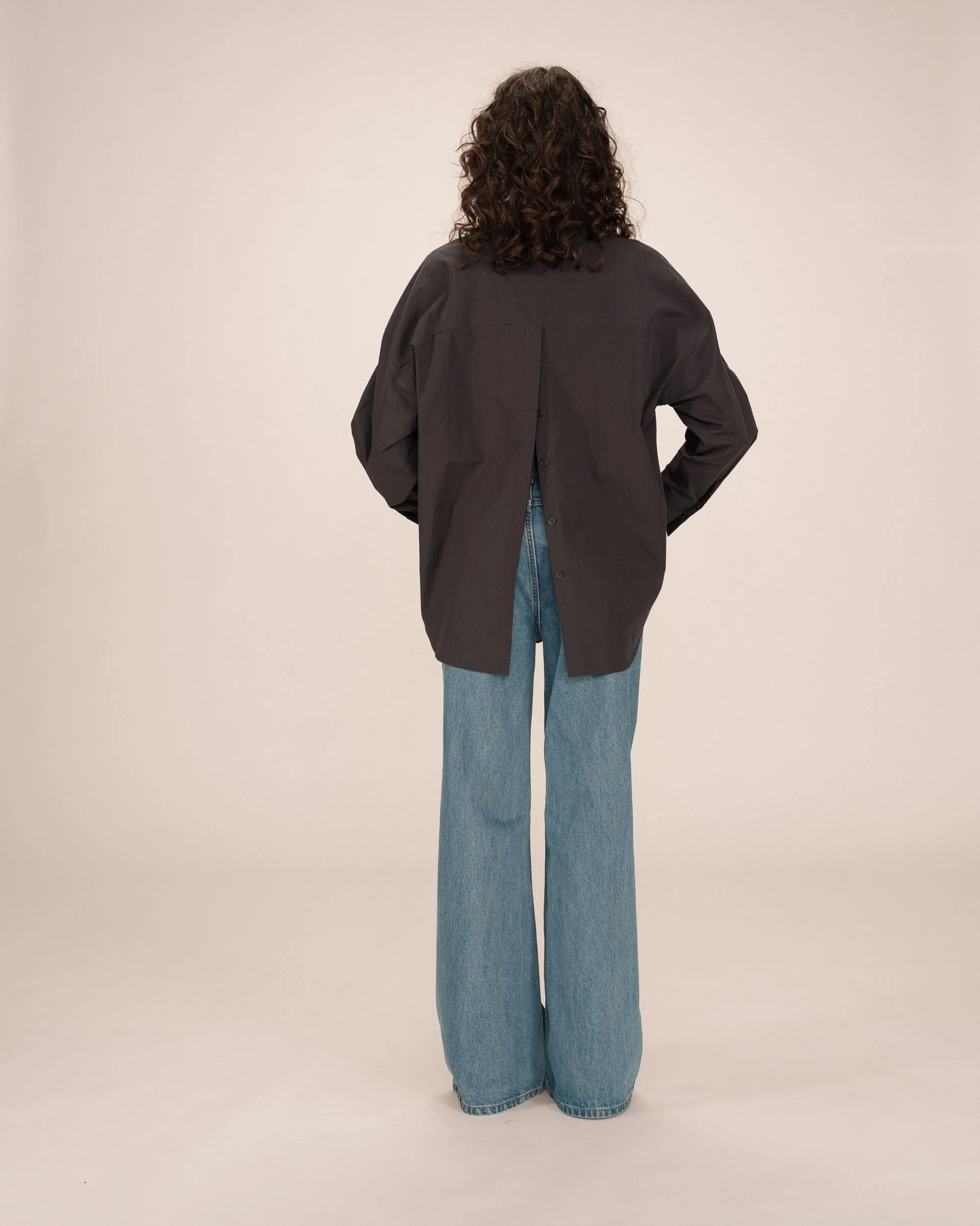 Chemise Oversize Carbone Sira - Image 5