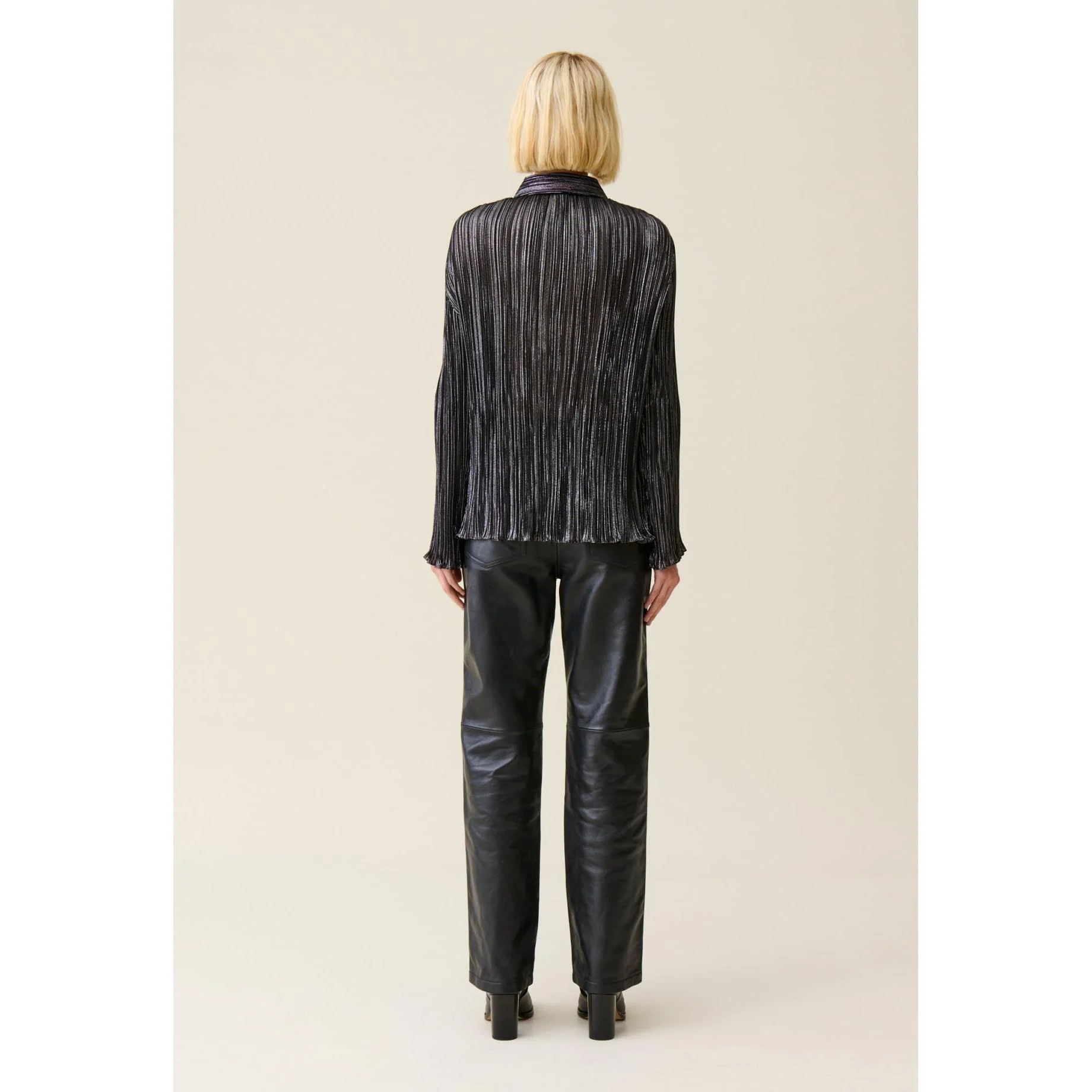 Blouse Plissée Fluide Argentée - Image 7