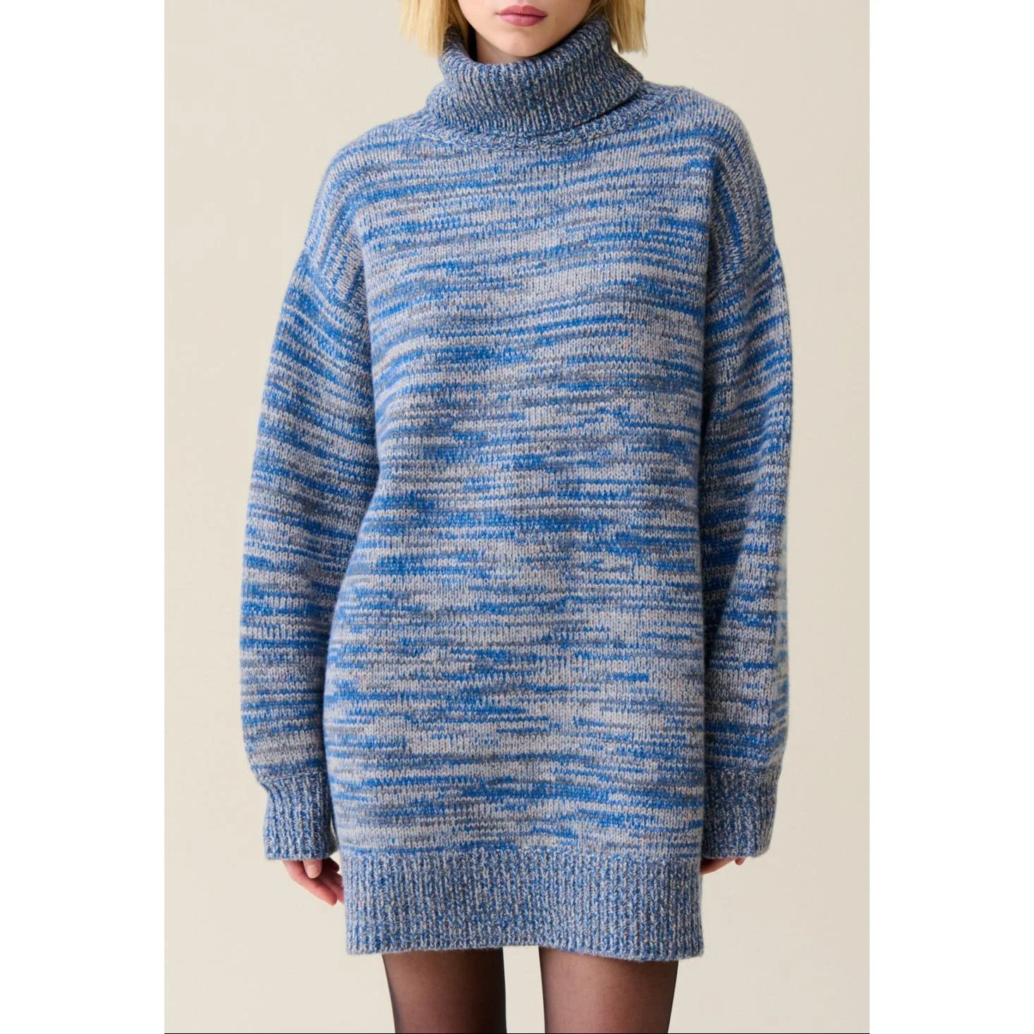 Robe Courte Laine Col Roulé - Image 4