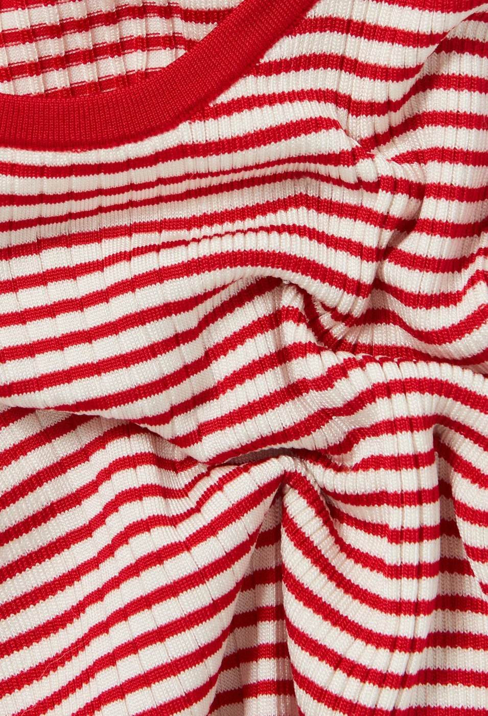 Pull Malacia Rouge - Image 6