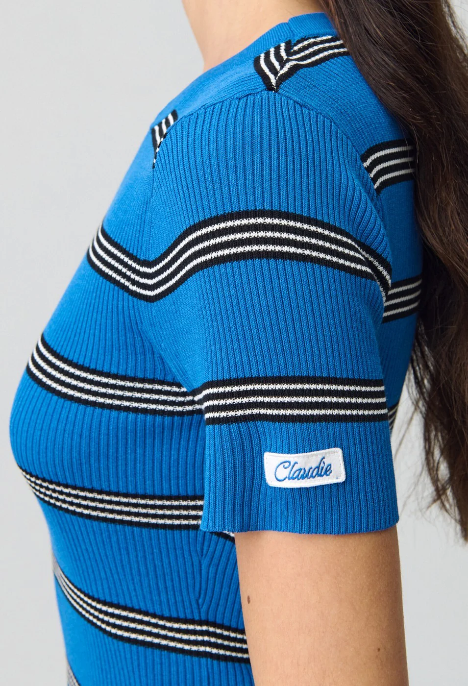 Pull Manaphy Bleu Fonce - Image 3