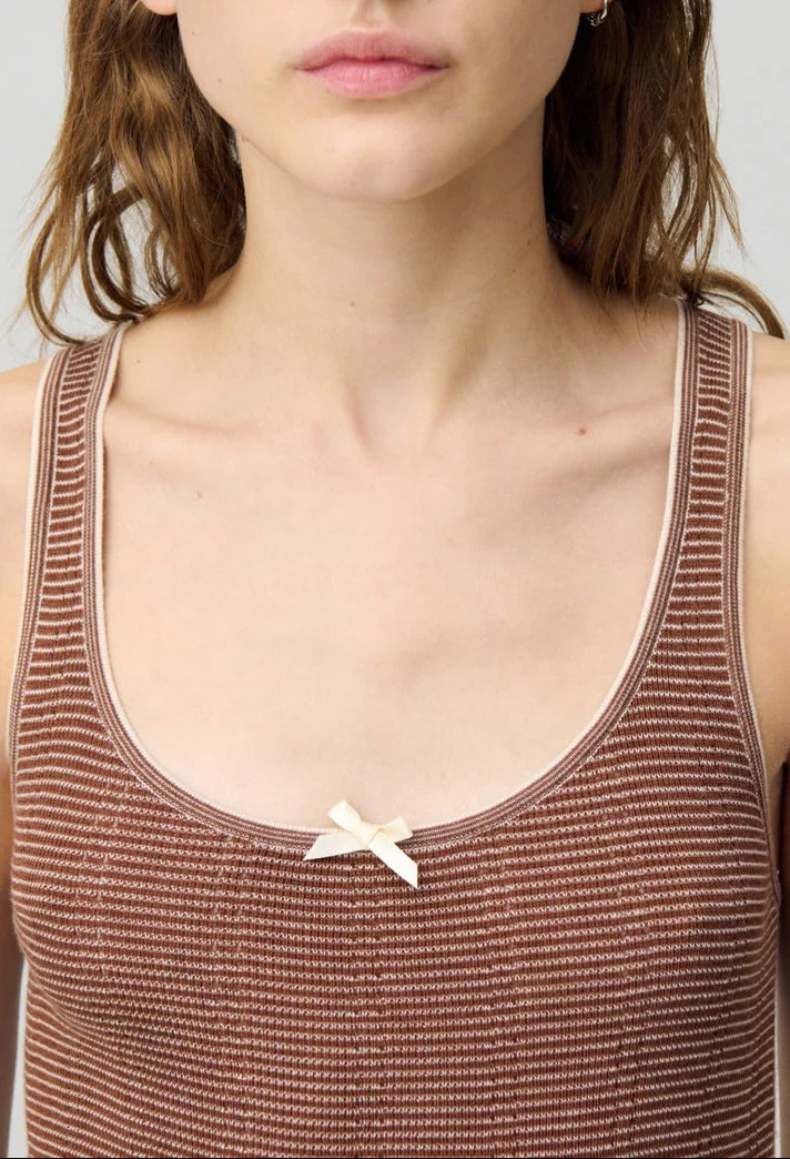 Pull Marionette Marron - Image 3