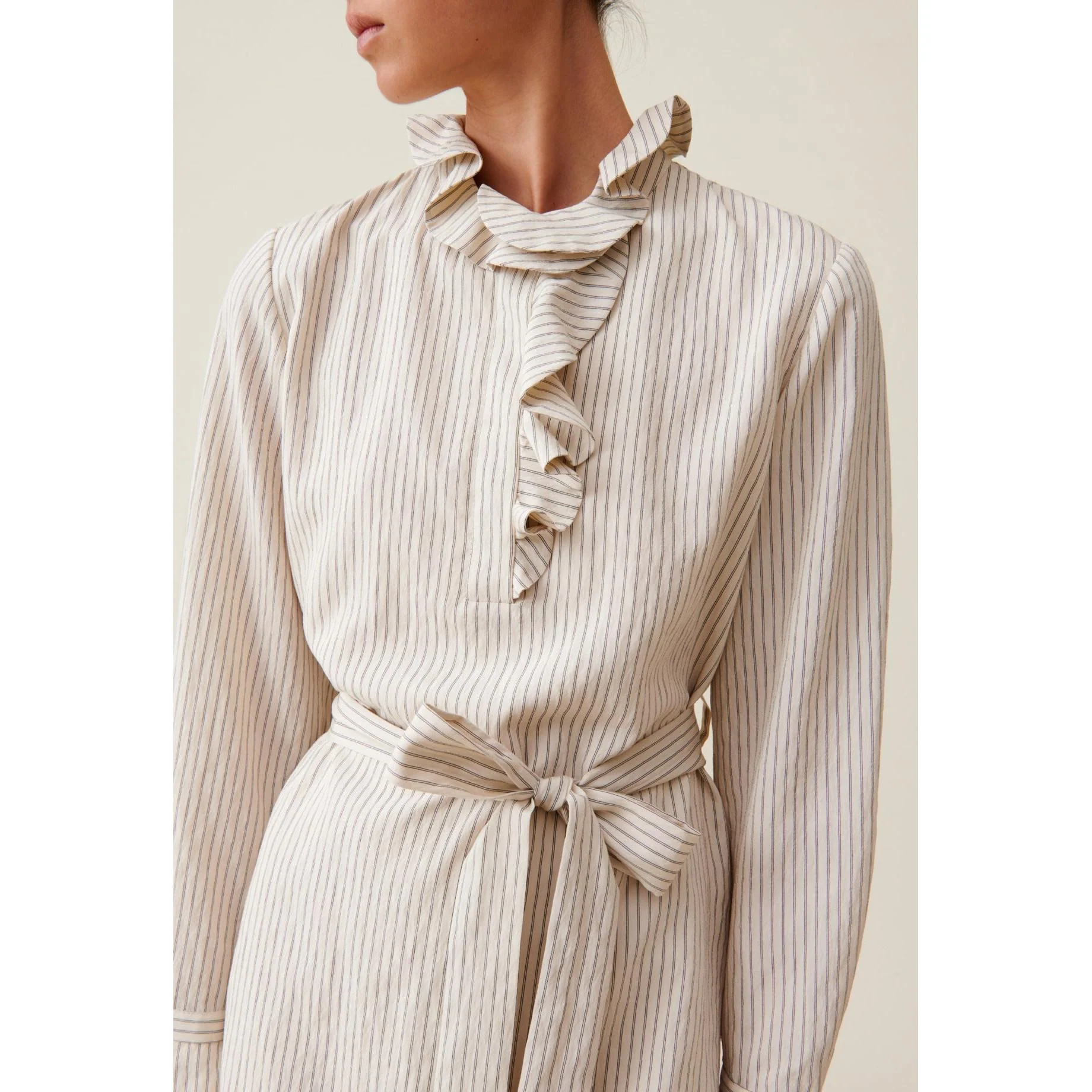 Robe Rayée Col Volanté - Image 2