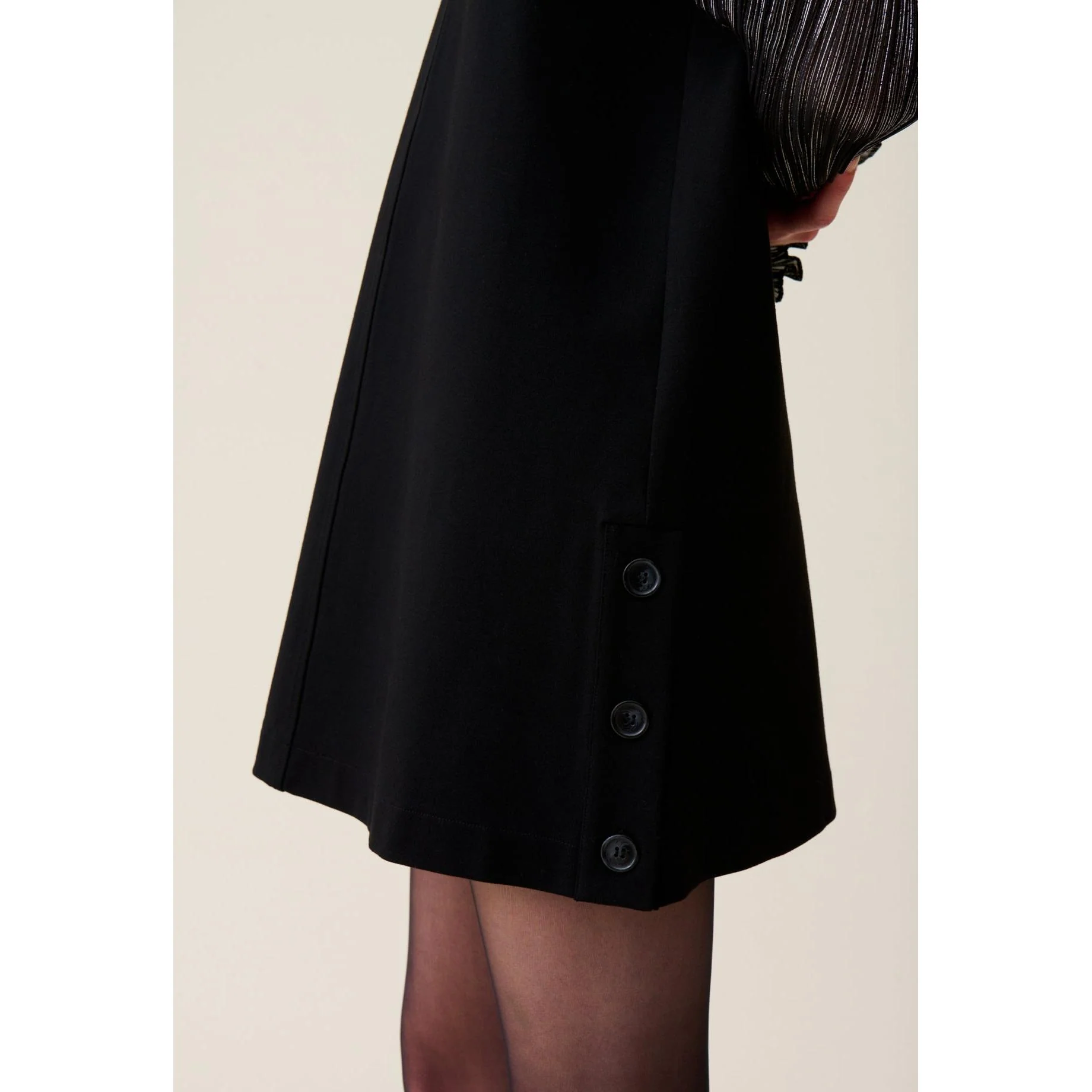 Robe Courte Sans Manches - Image 3