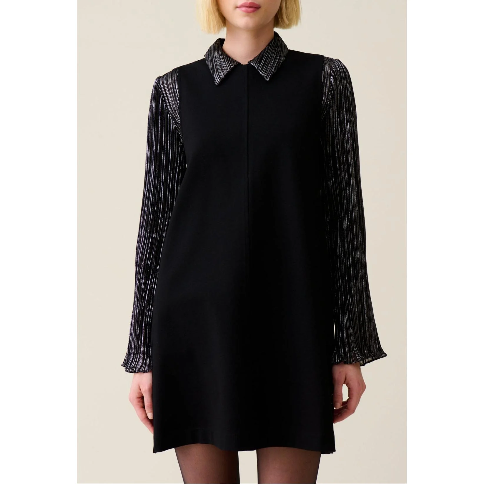 Robe Courte Sans Manches - Image 4