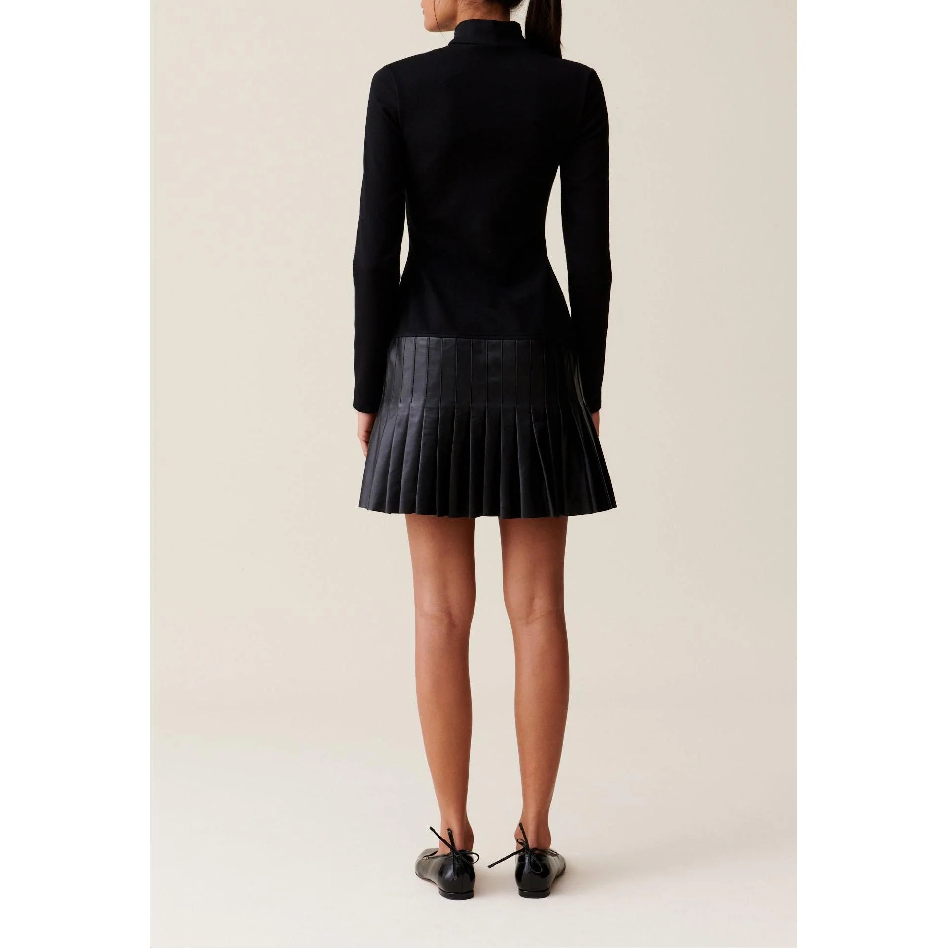 Robe Noire Bi-Matière Cuir - Image 3