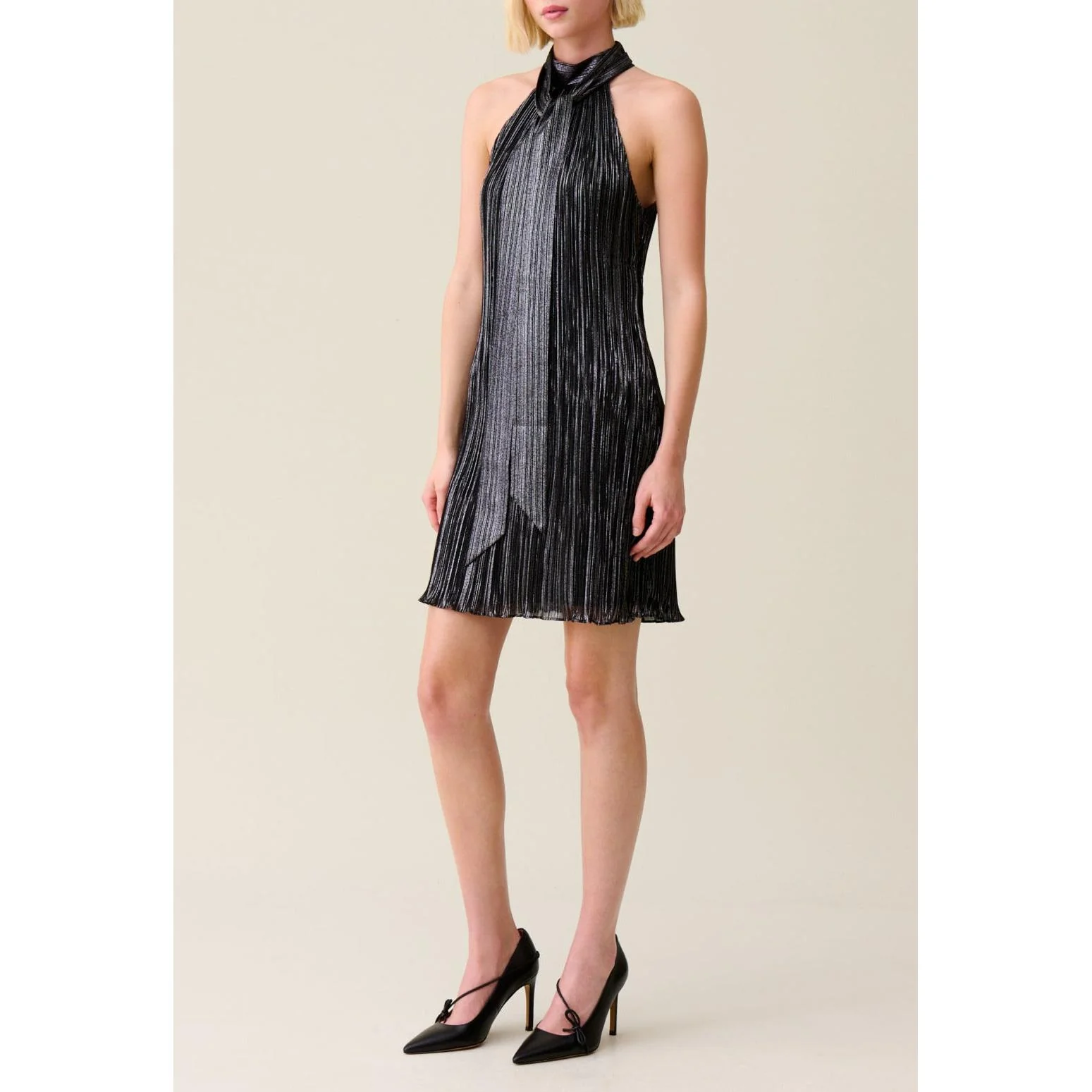 Robe Courte Plissée Argentée - Image 3
