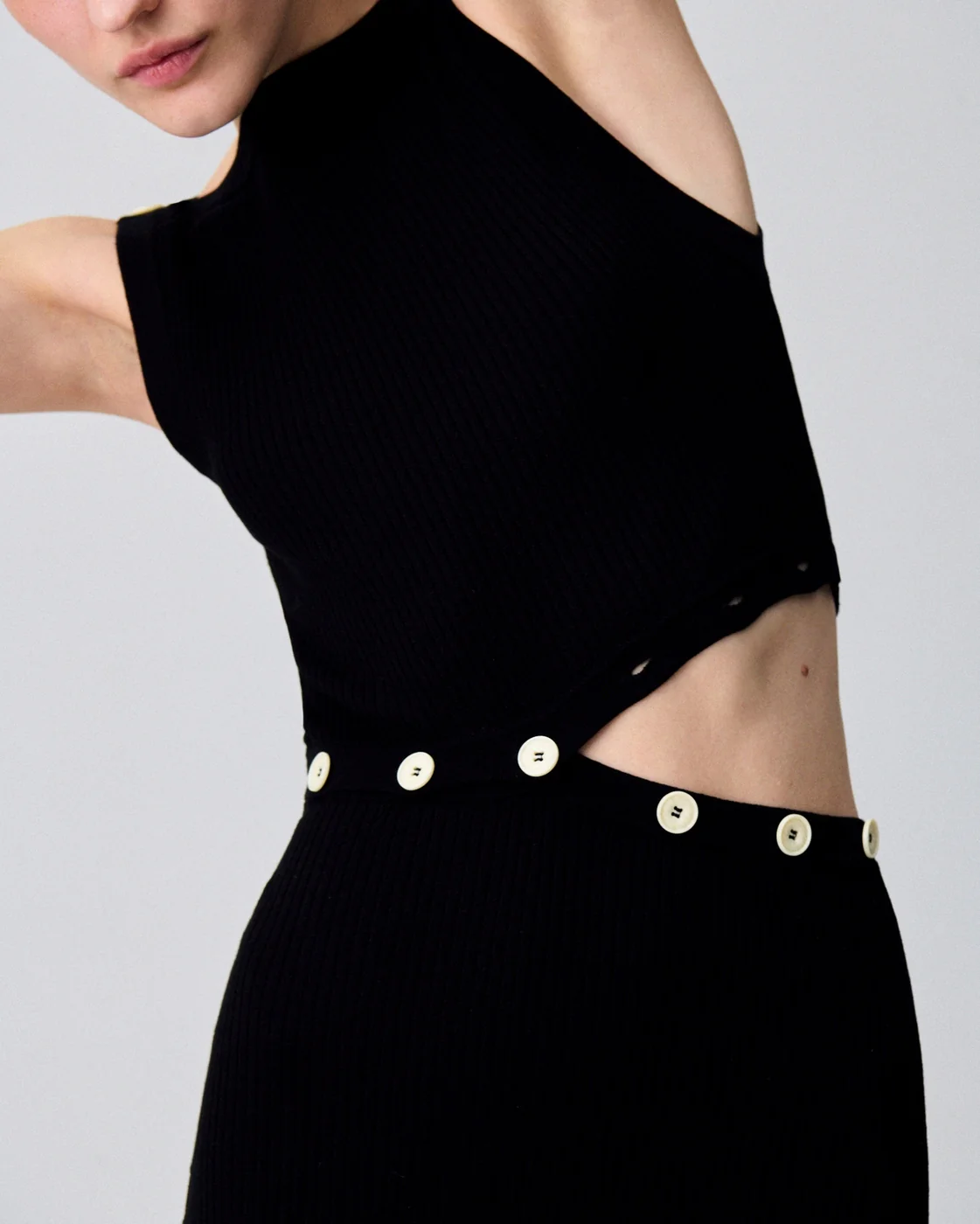 Robe Marlone Noir - Image 6