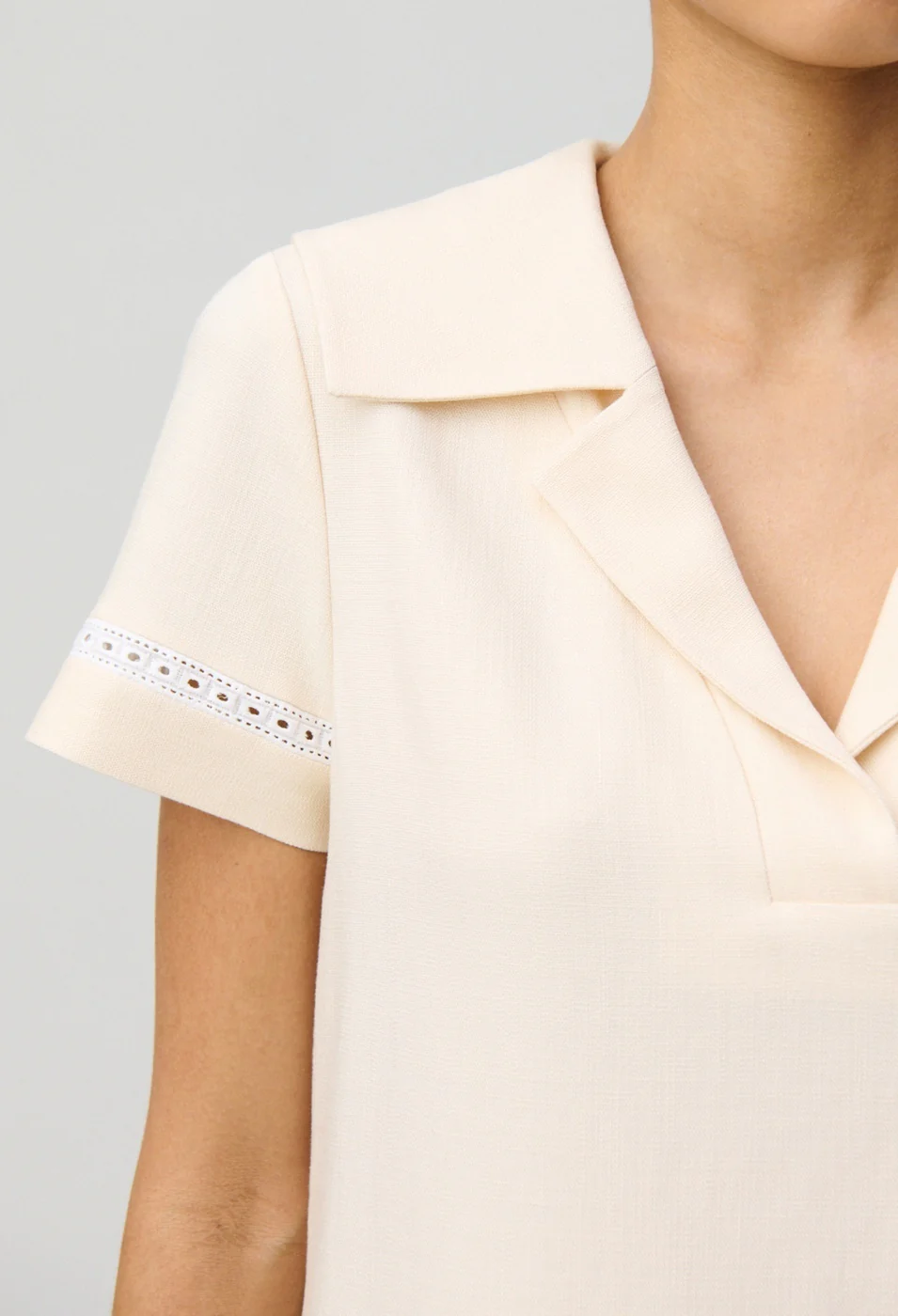 Robe Roselyse Beige Clair - Image 3