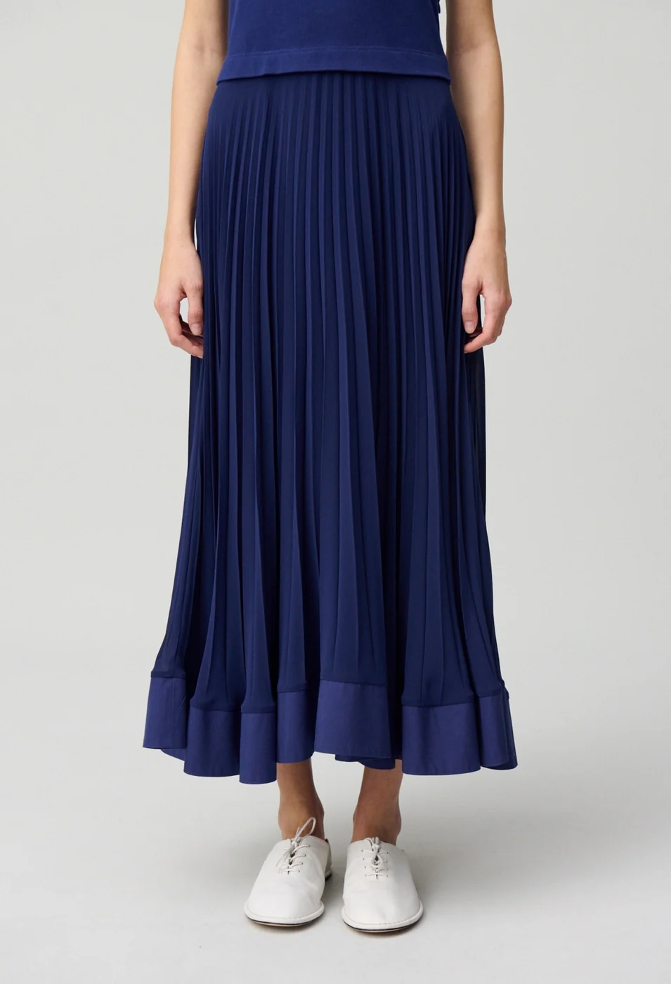 Robe Tradi Bleu Fonce - Image 3