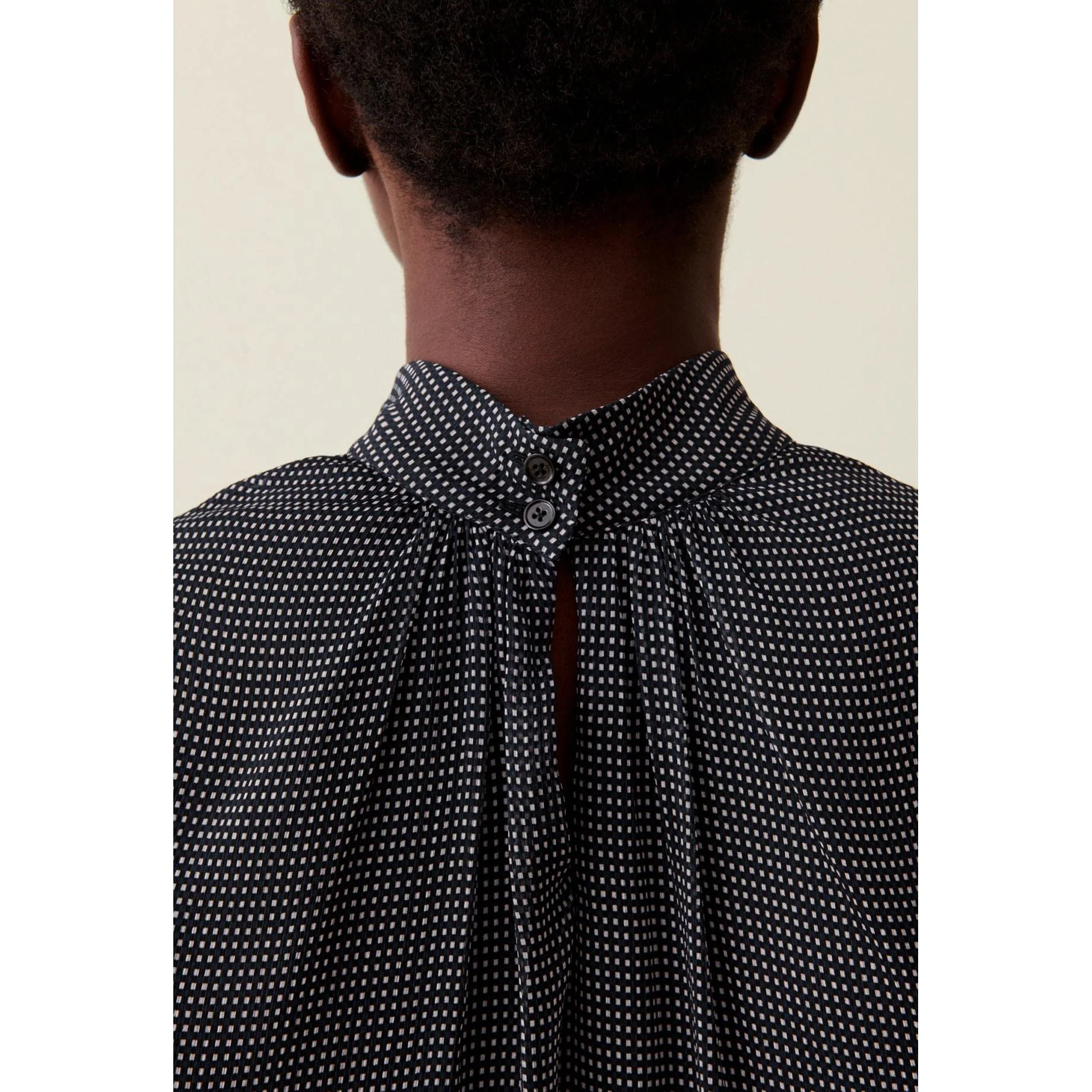 Blouse Lavallière Carreaux Fluide - Image 5