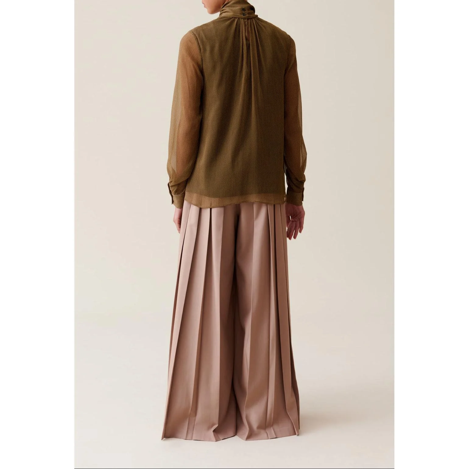 Blouse Lavallière Carreaux Fluide - Image 5