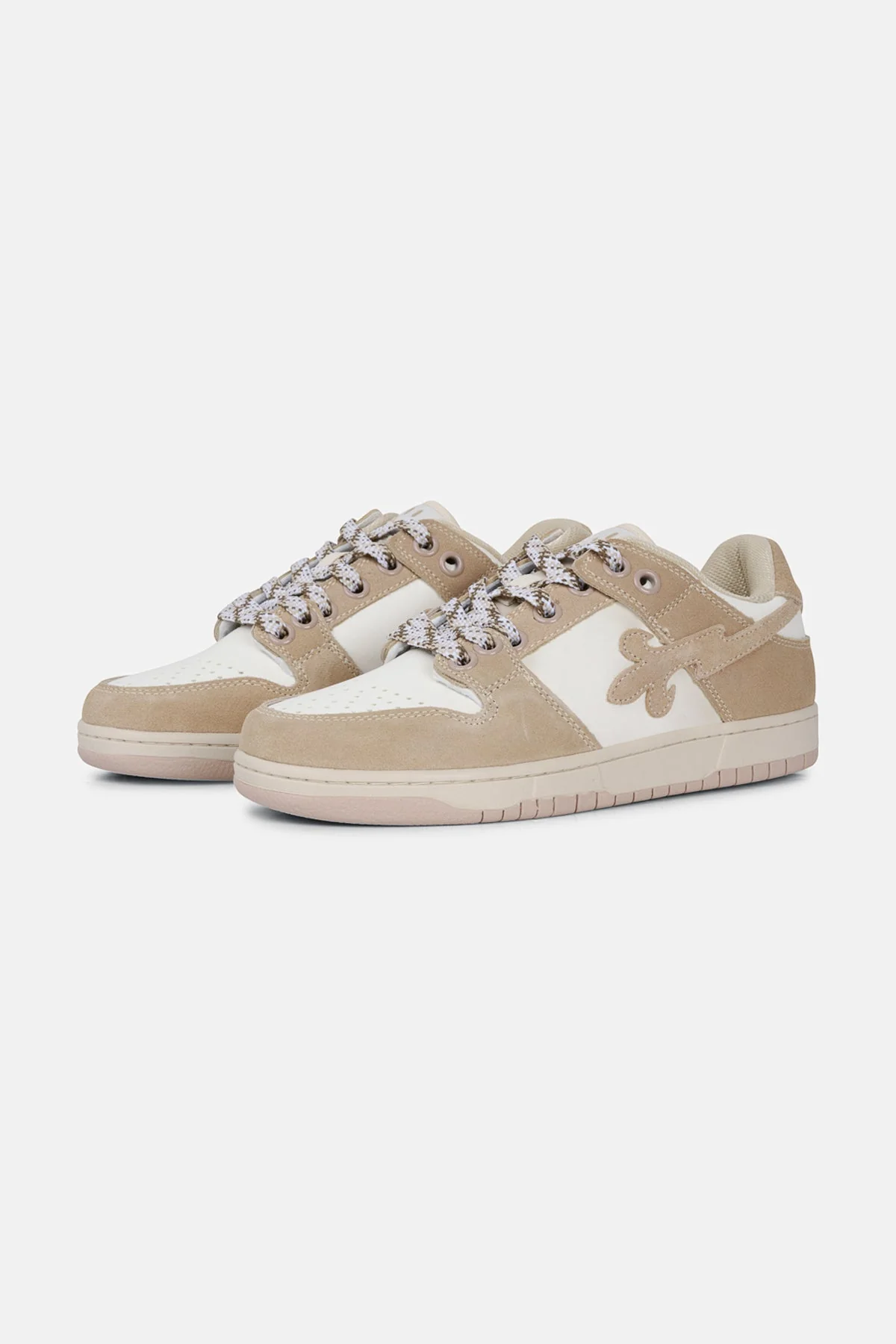 Chaussures District V3 - Latte - Image 3