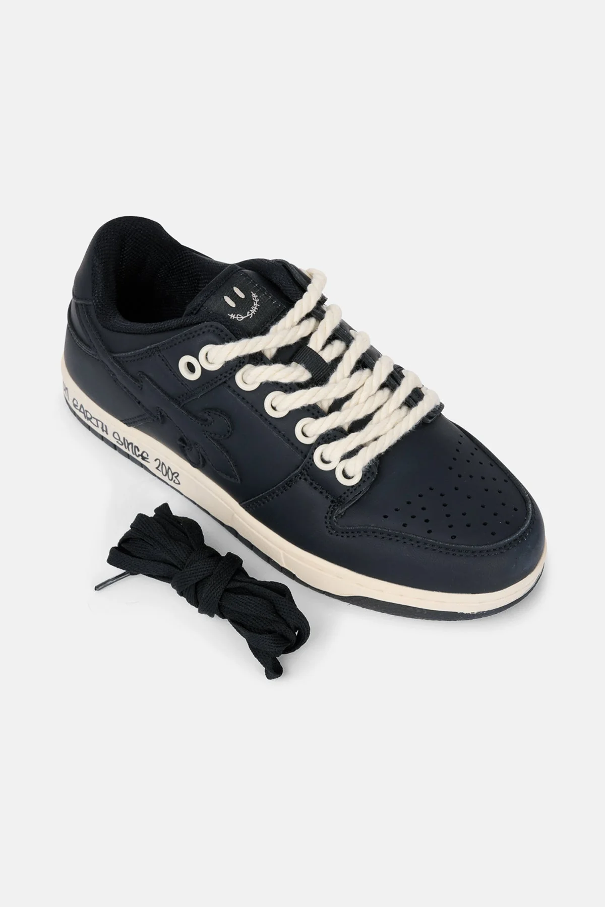 Chaussures District V3 - Black - Image 2