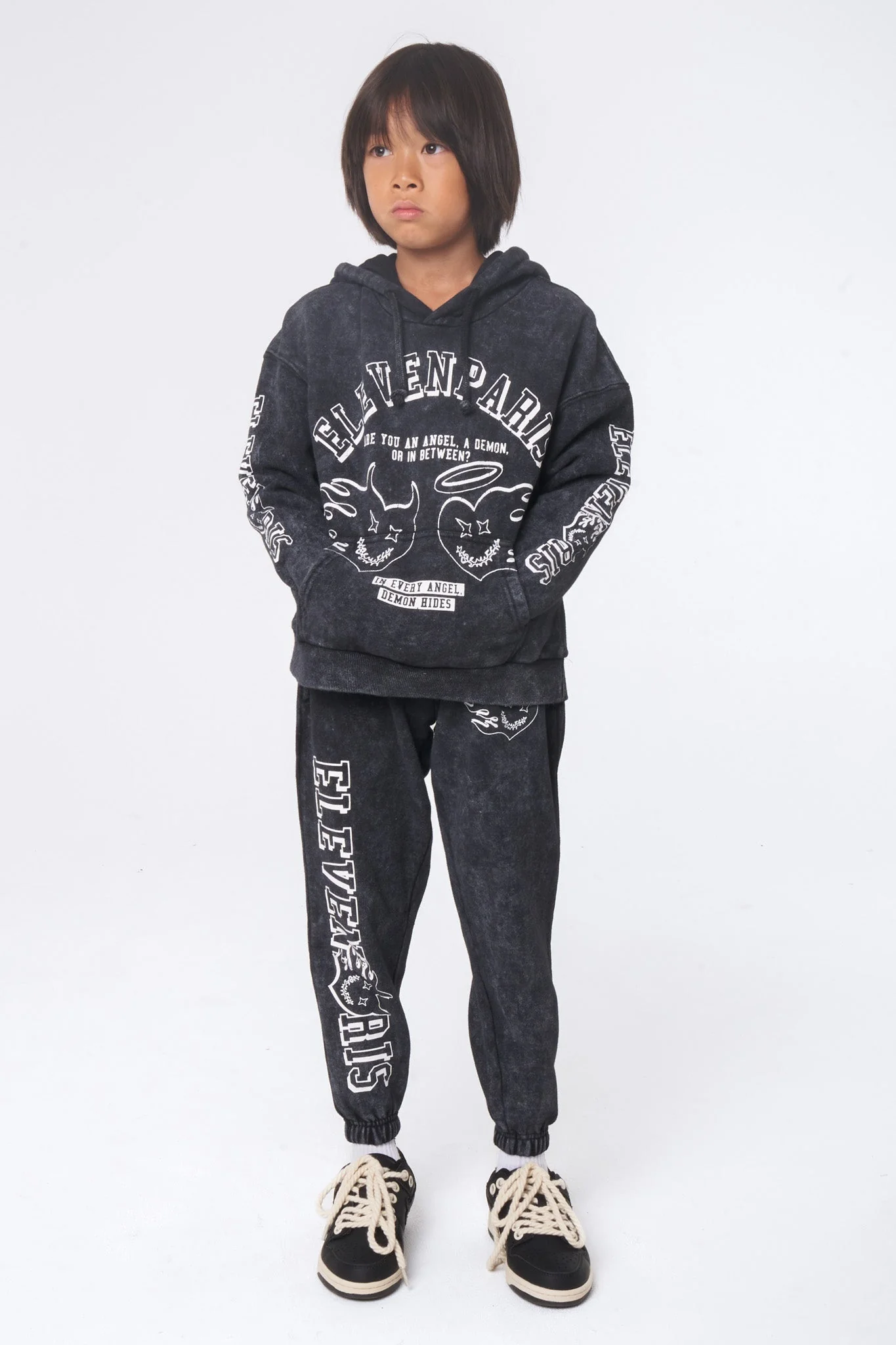 Jogging Eilish - Black Wash - Image 3