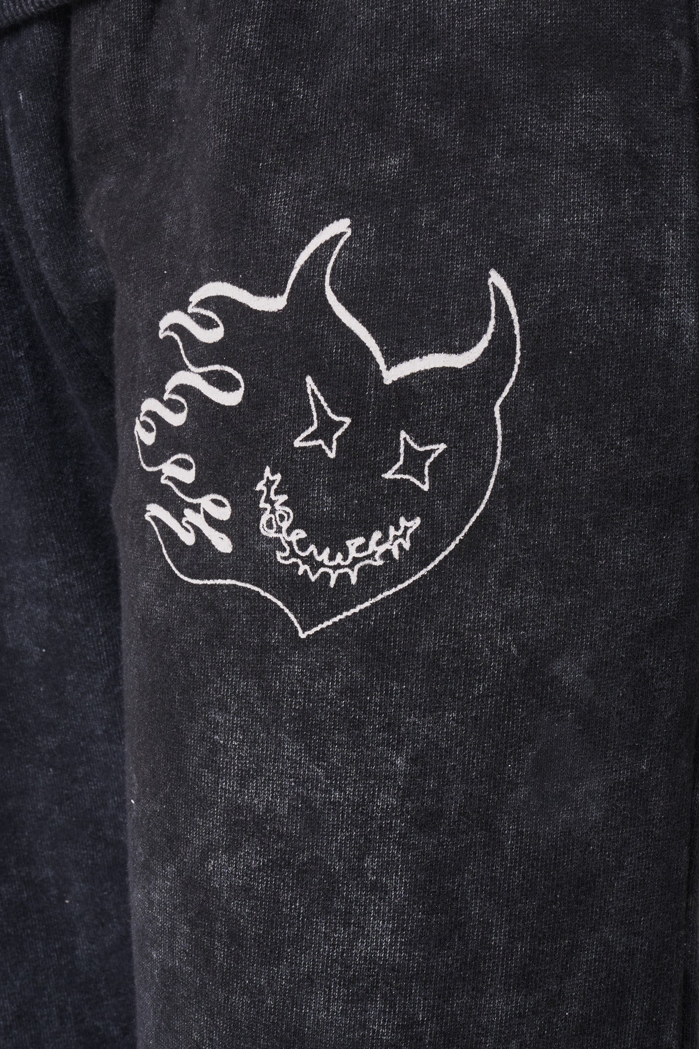 Jogging Eilish - Black Wash - Image 5