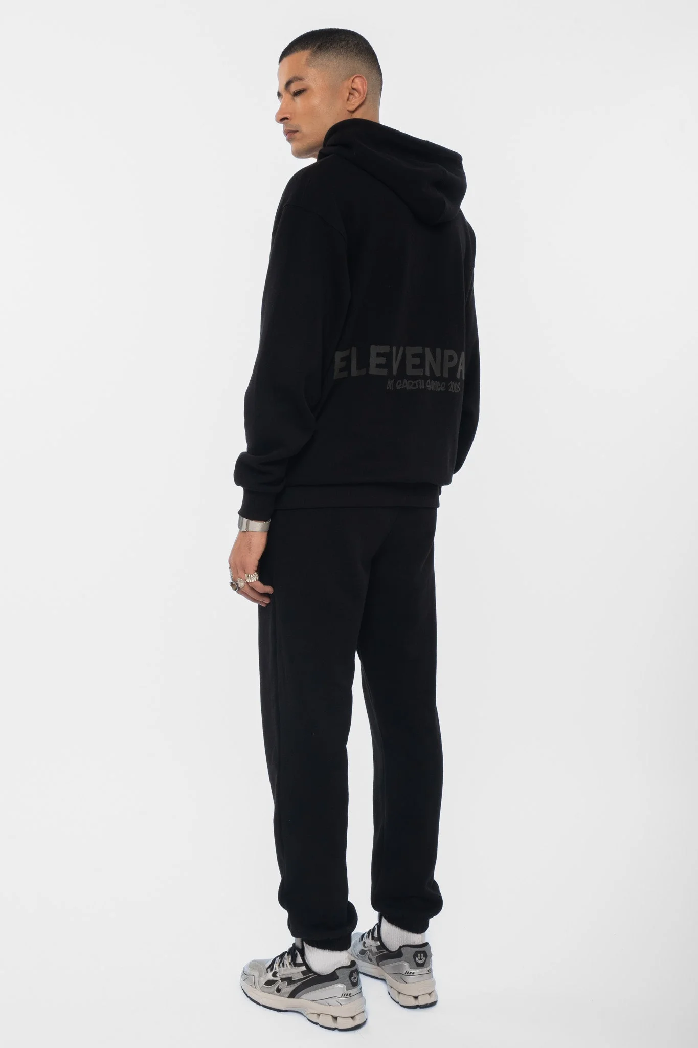 Jogging Esther - Black - Image 9