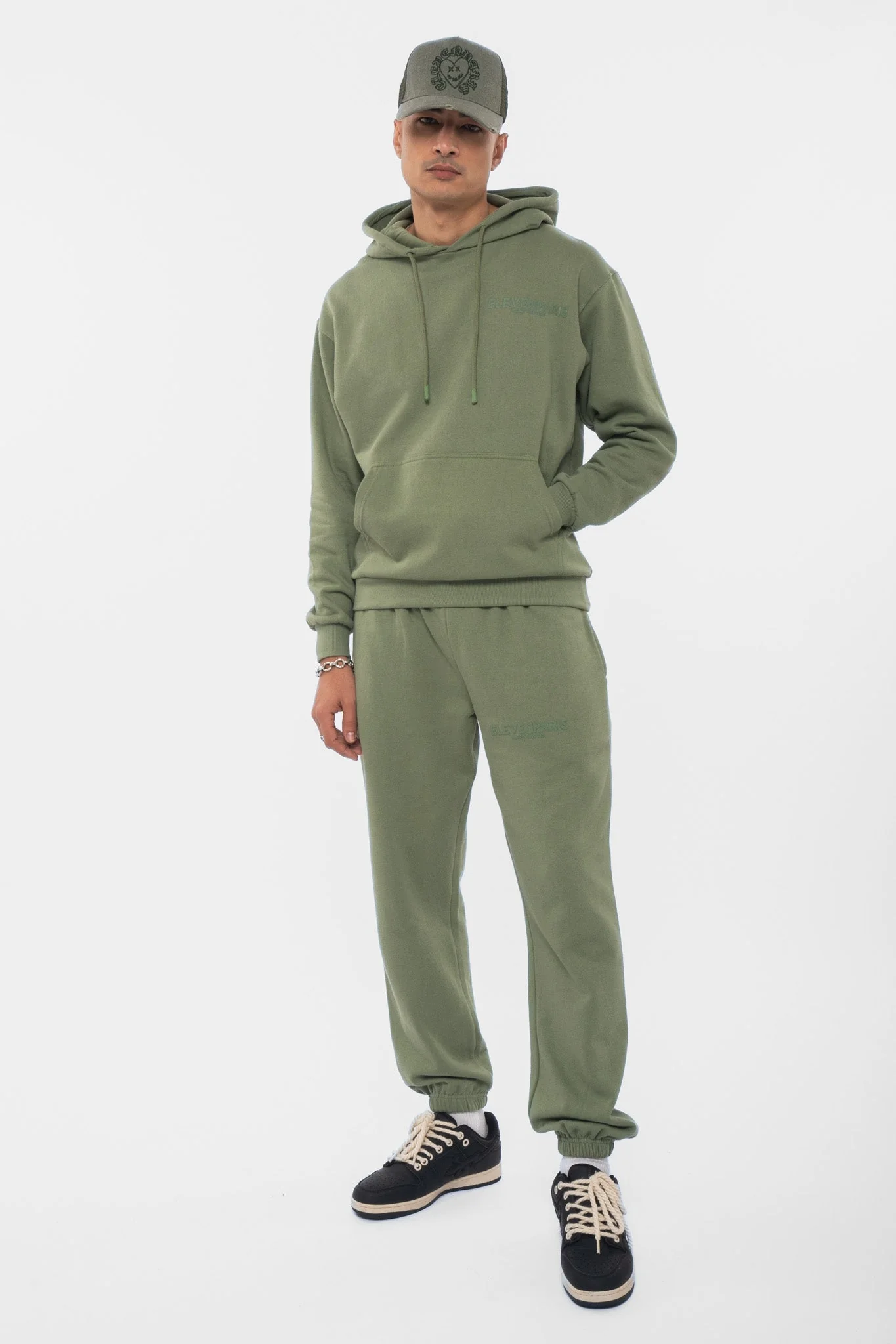 Jogging Esther - Sage - Image 5