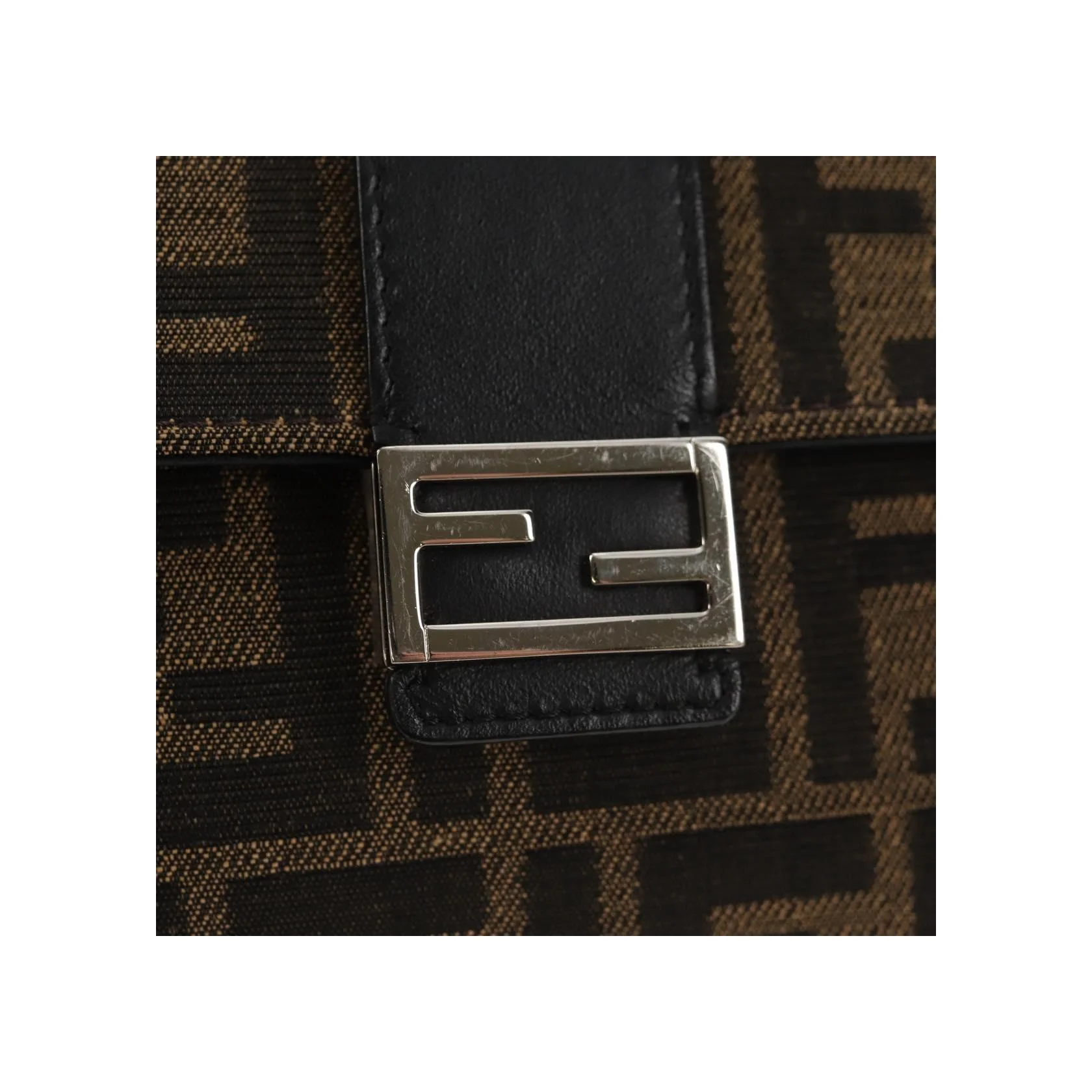 Sac Ceinture Baguette Convertible Fendi - Black - Image 16