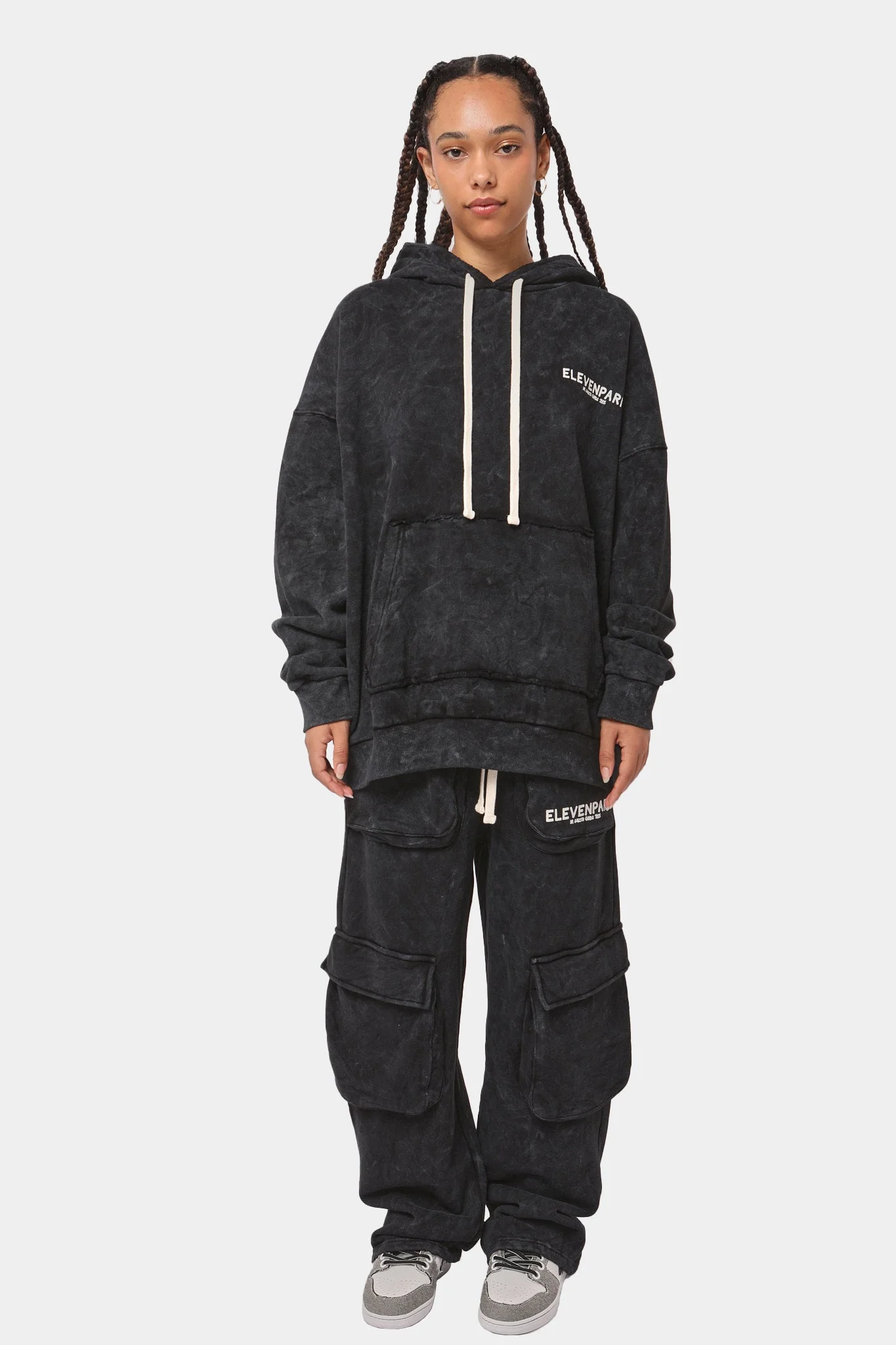 Jogging Folk - Black Wash - Image 5