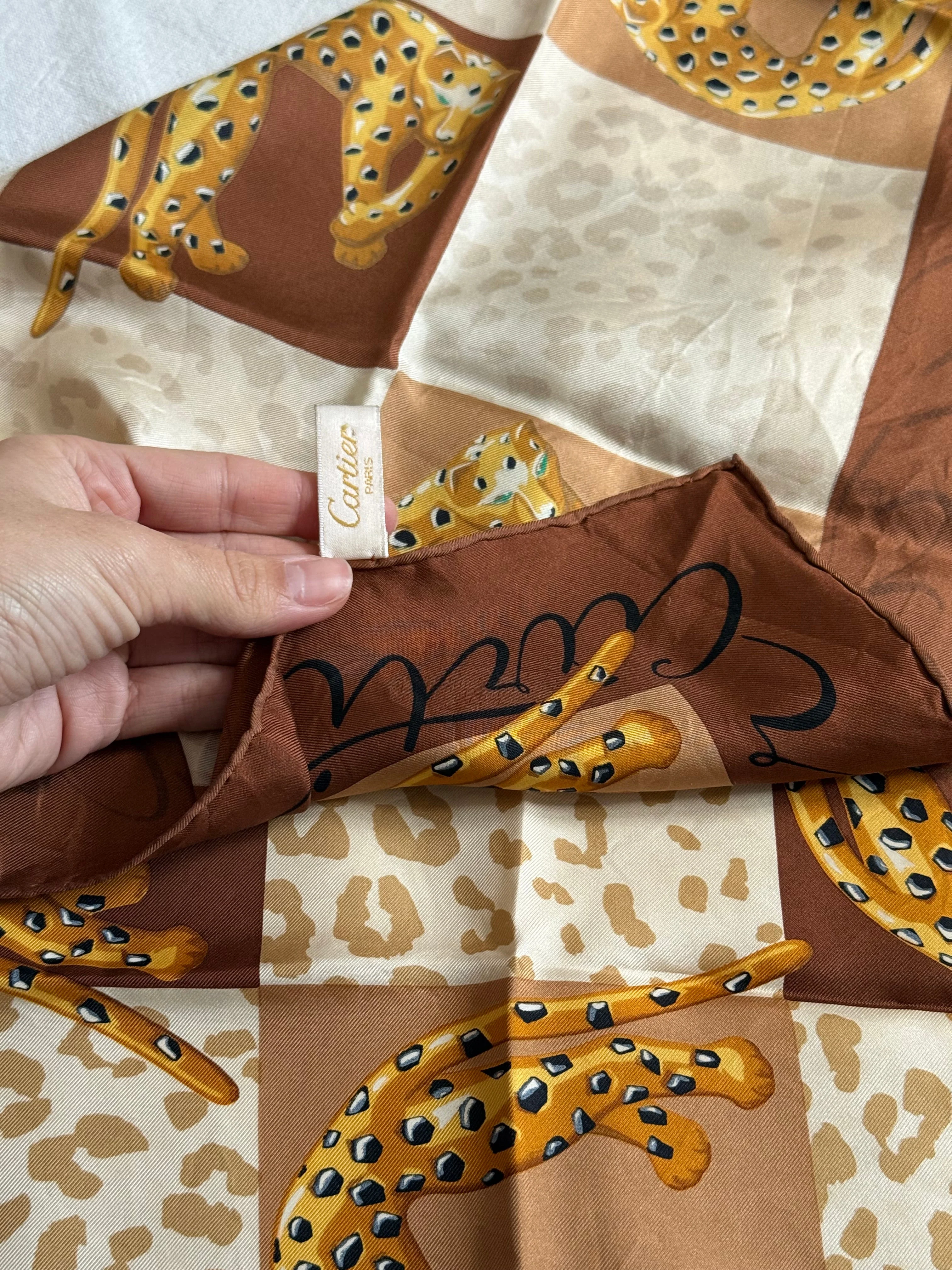 Foulard Cartier – Modèle Camel Et Panthères - Image 6