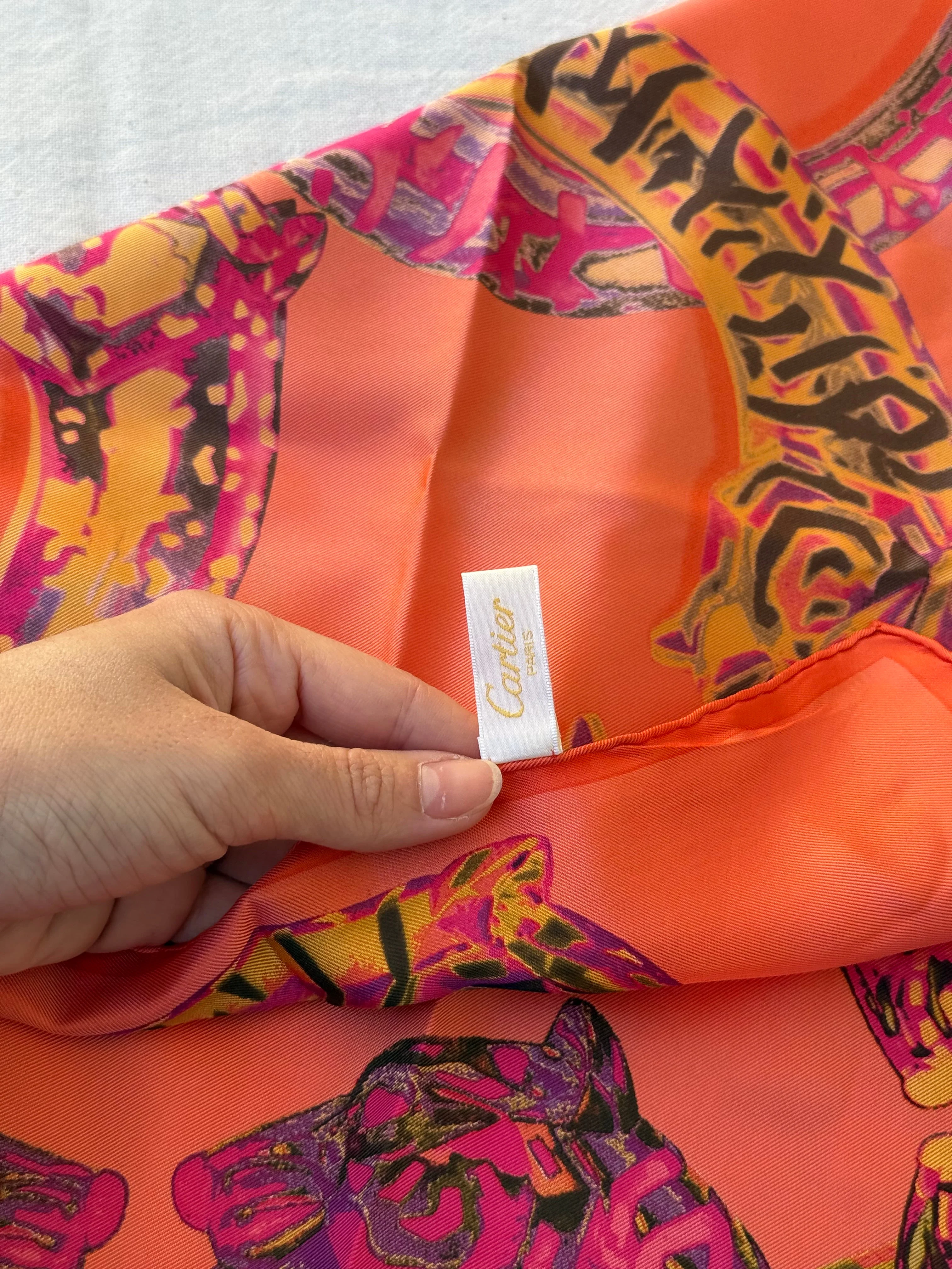 Foulard Cartier – Modèle Panthères Entrelacées - Image 7