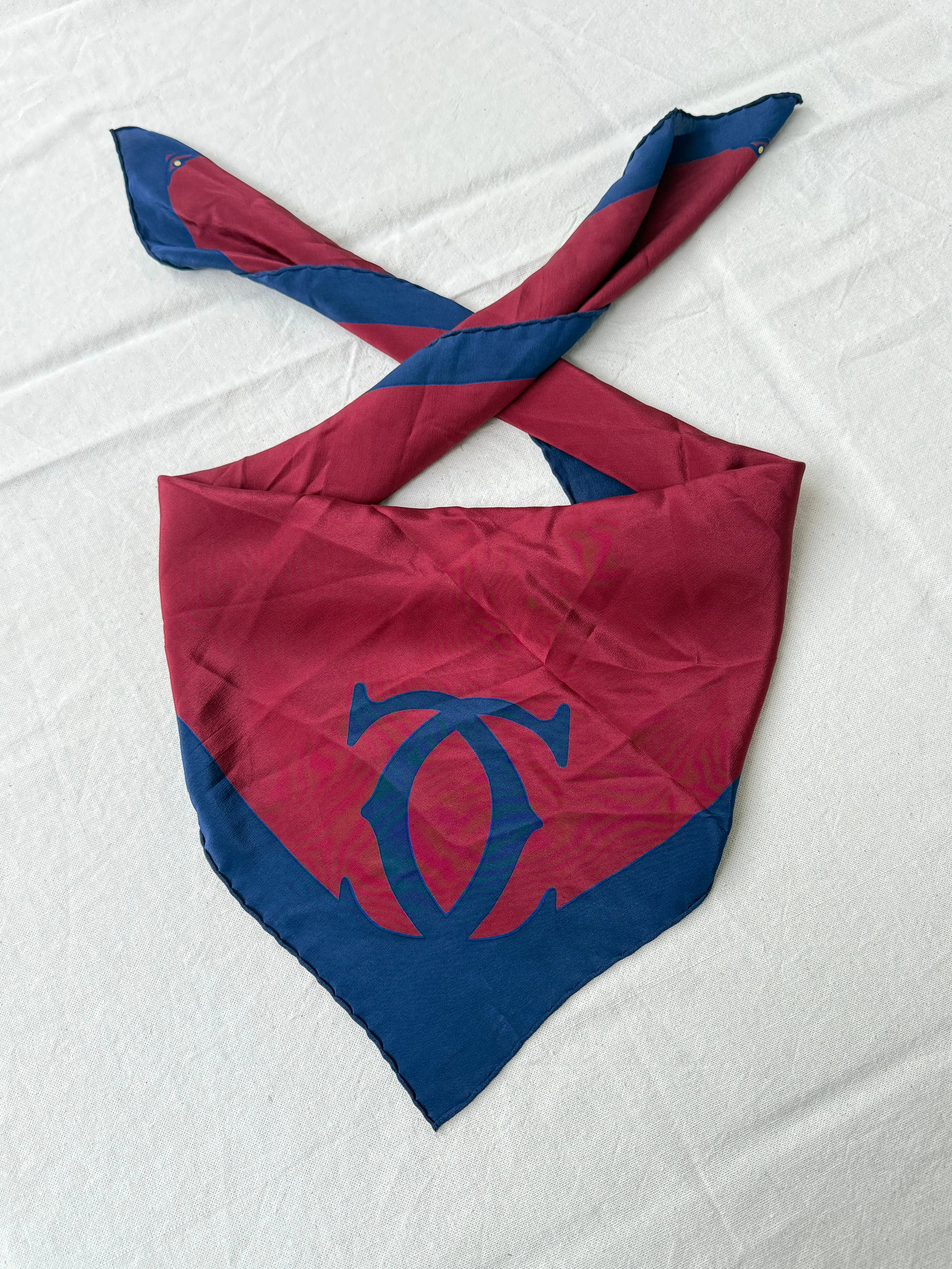 Cartier - Foulard - Modèle Rouge Et Bleu Marine - Image 2