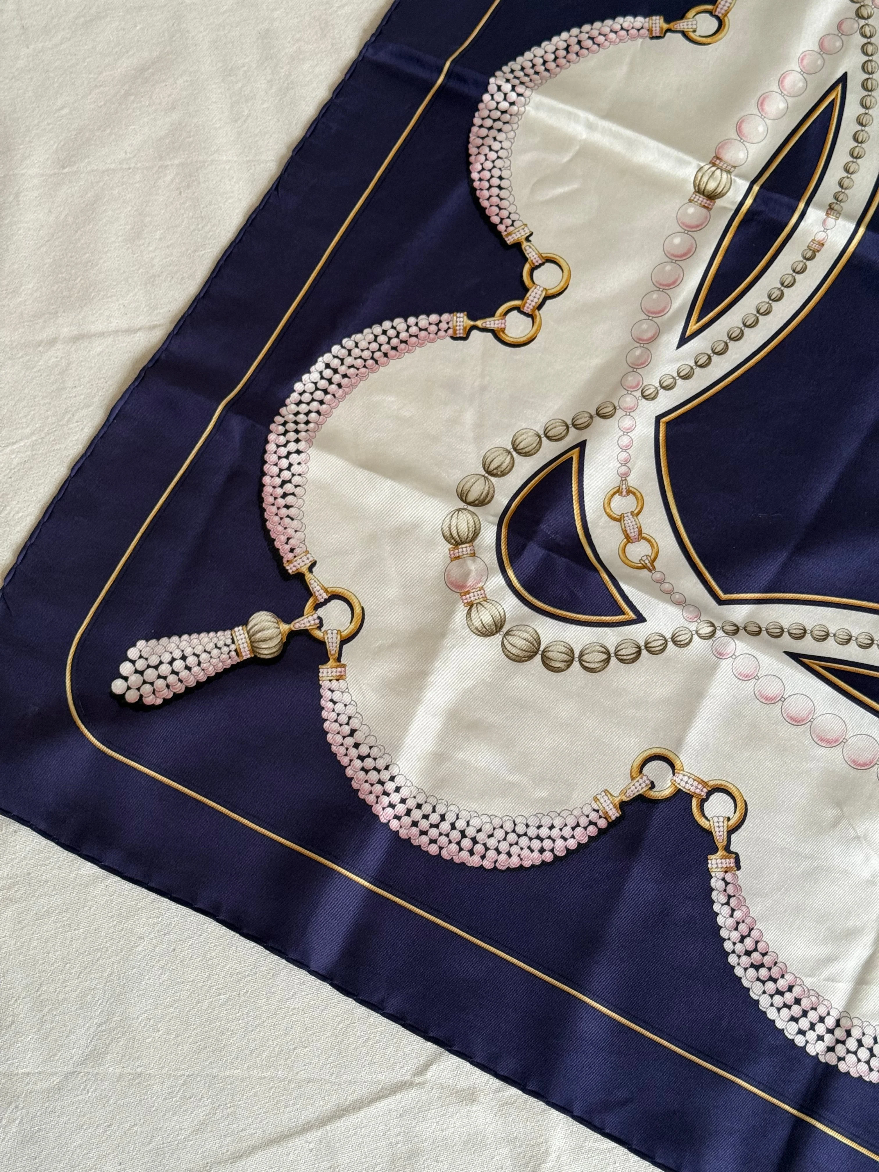 Foulard Cartier – Motifs Perles Et Pampilles - Image 5