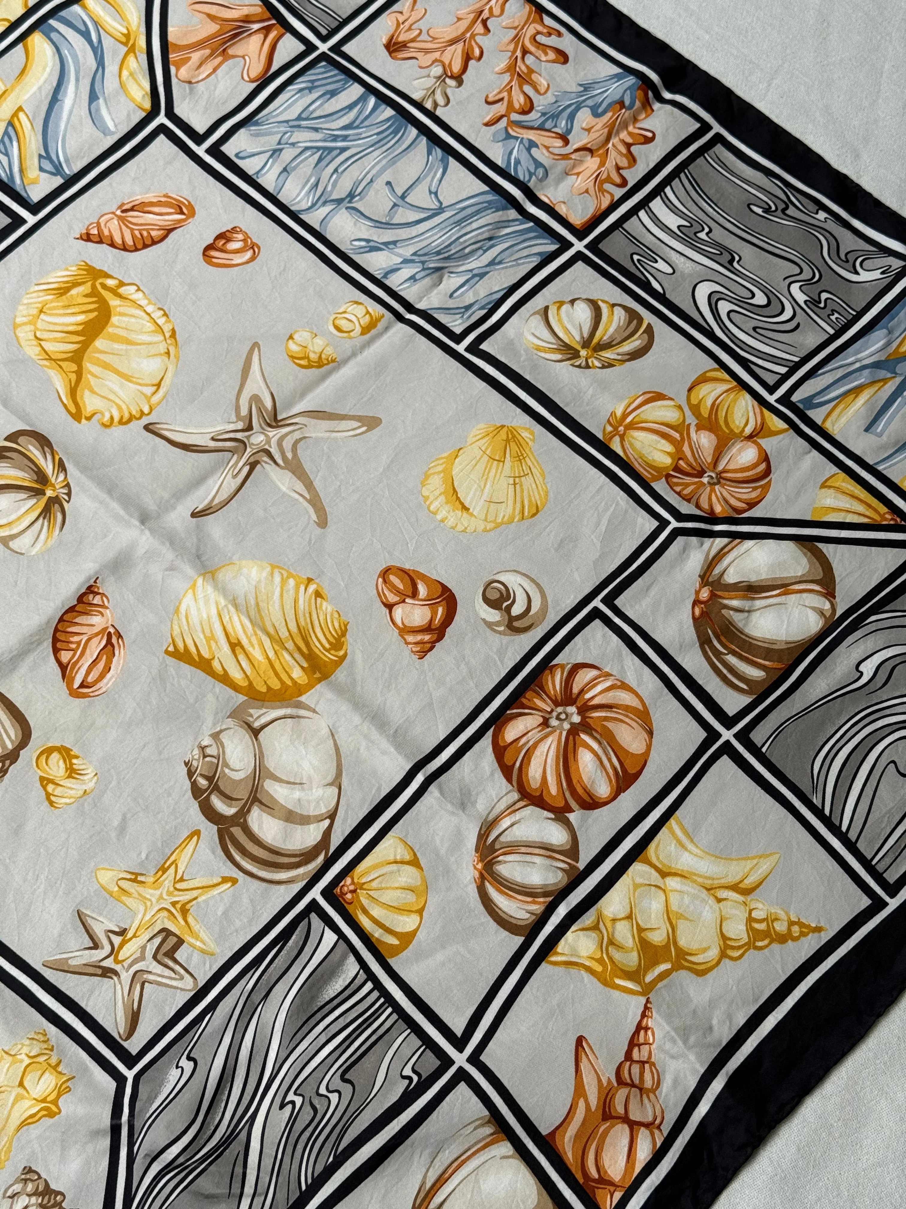 Foulard Céline – Coquillages - Image 6