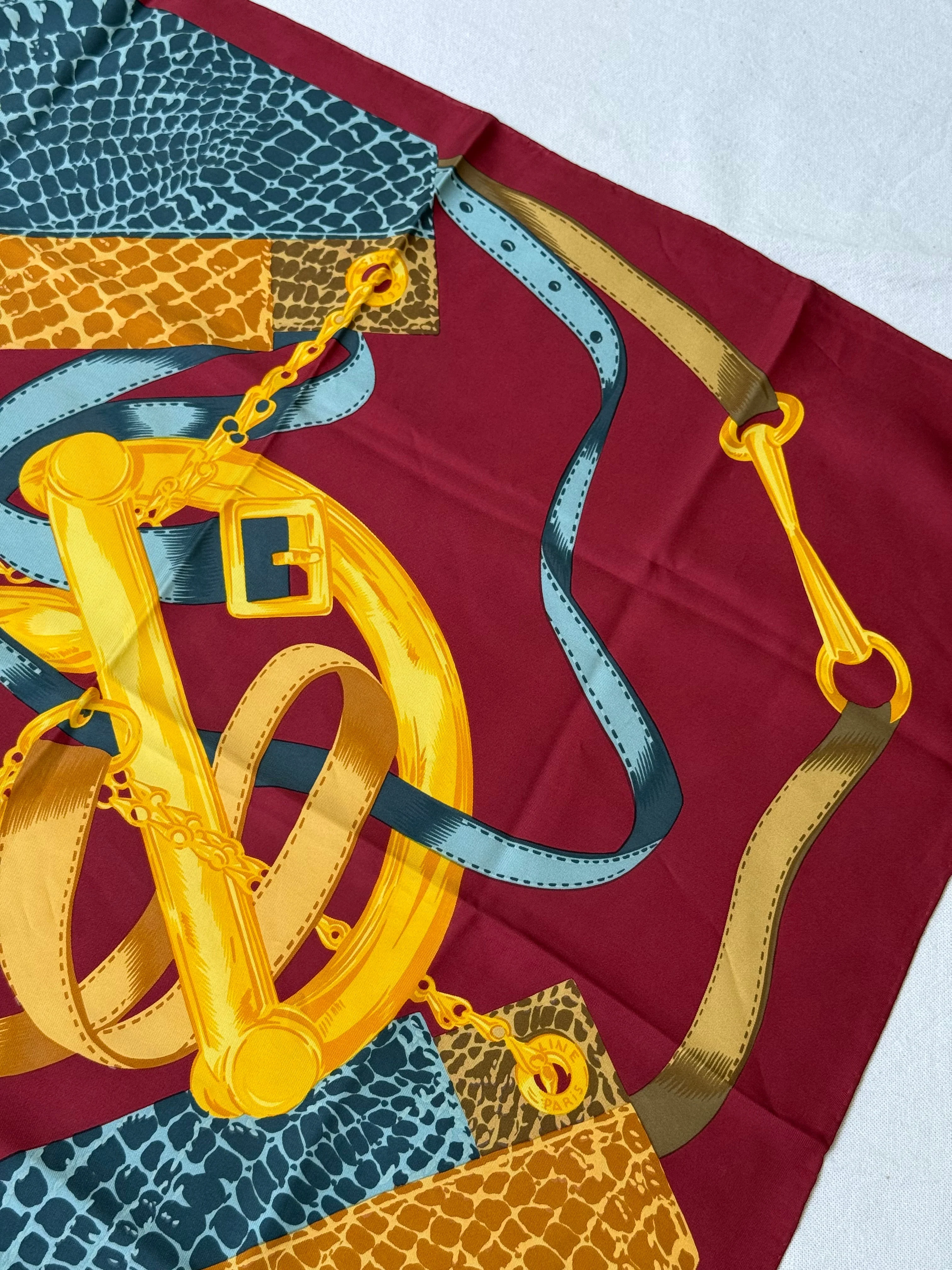 Foulard Céline – Modèle Étriers Et Serpent - Image 6