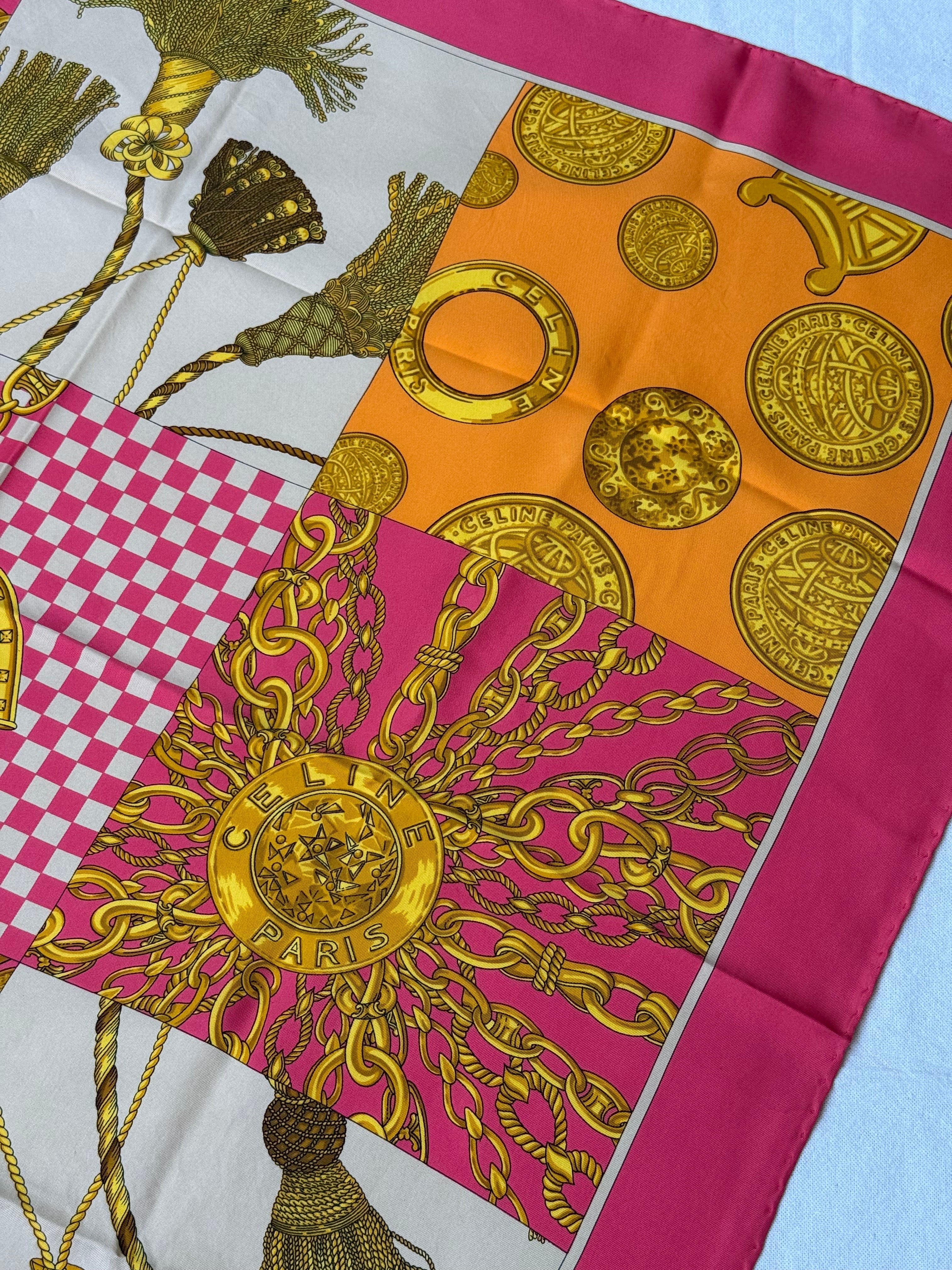 Foulard Céline – Pompons Et Médaillons - Image 6