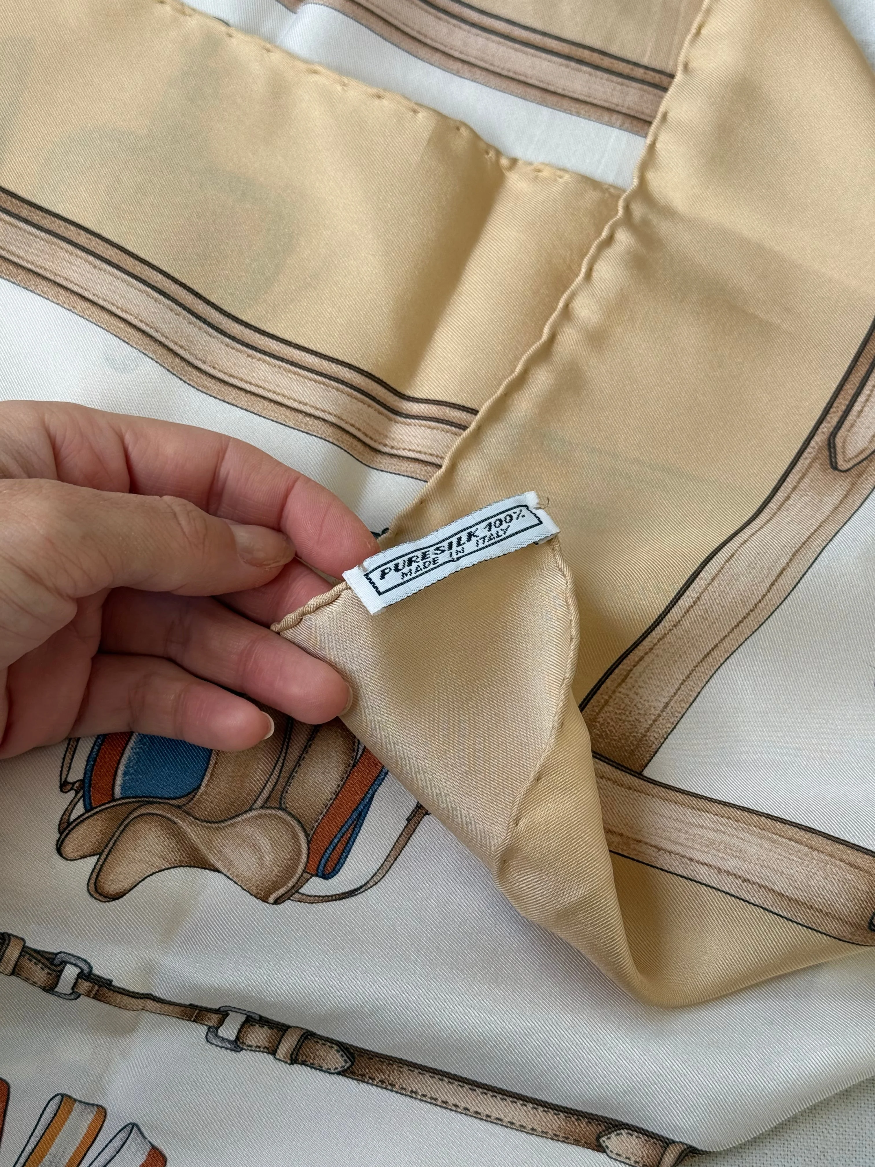 Foulard Céline – Thème Équestre Et Rubans - Image 8