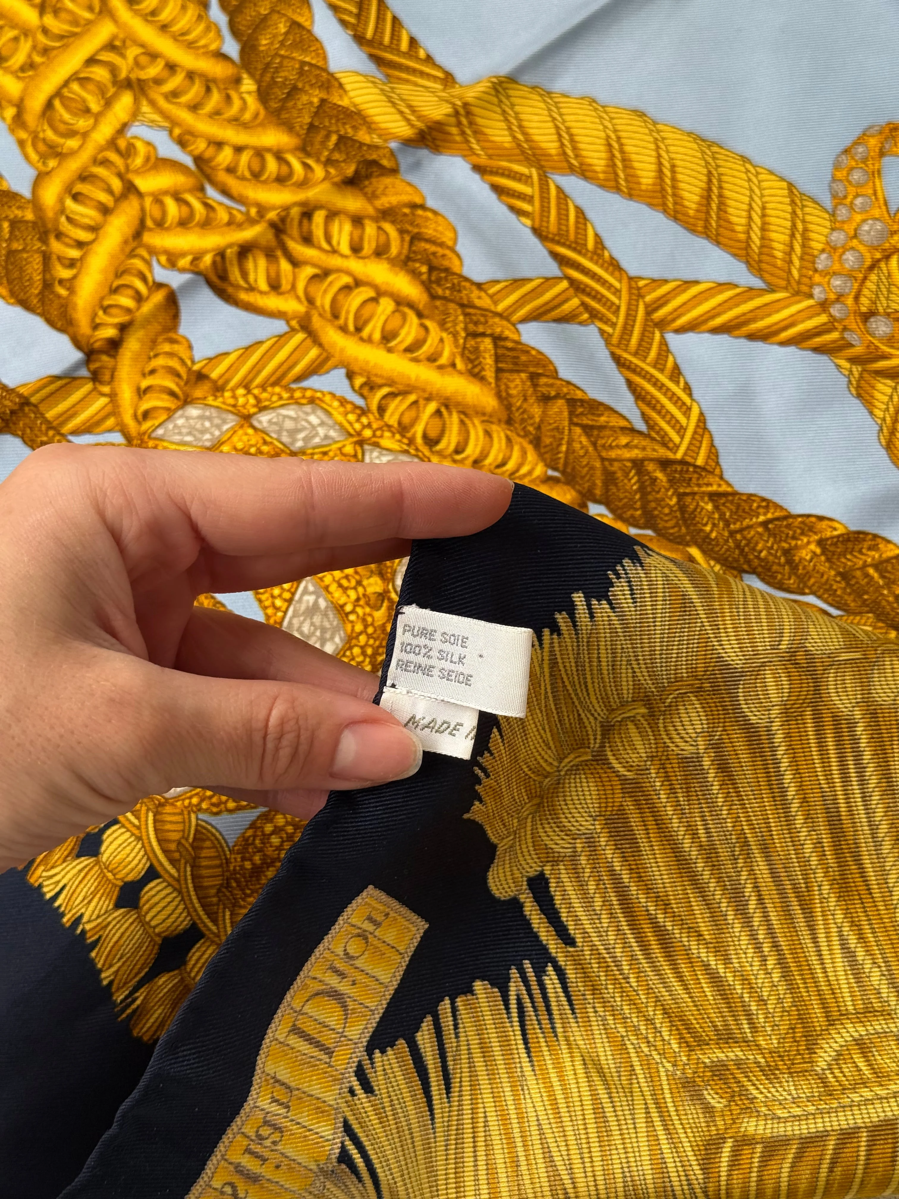 Foulard Christian Dior – Cordages Et Ornements Dorés - Image 7